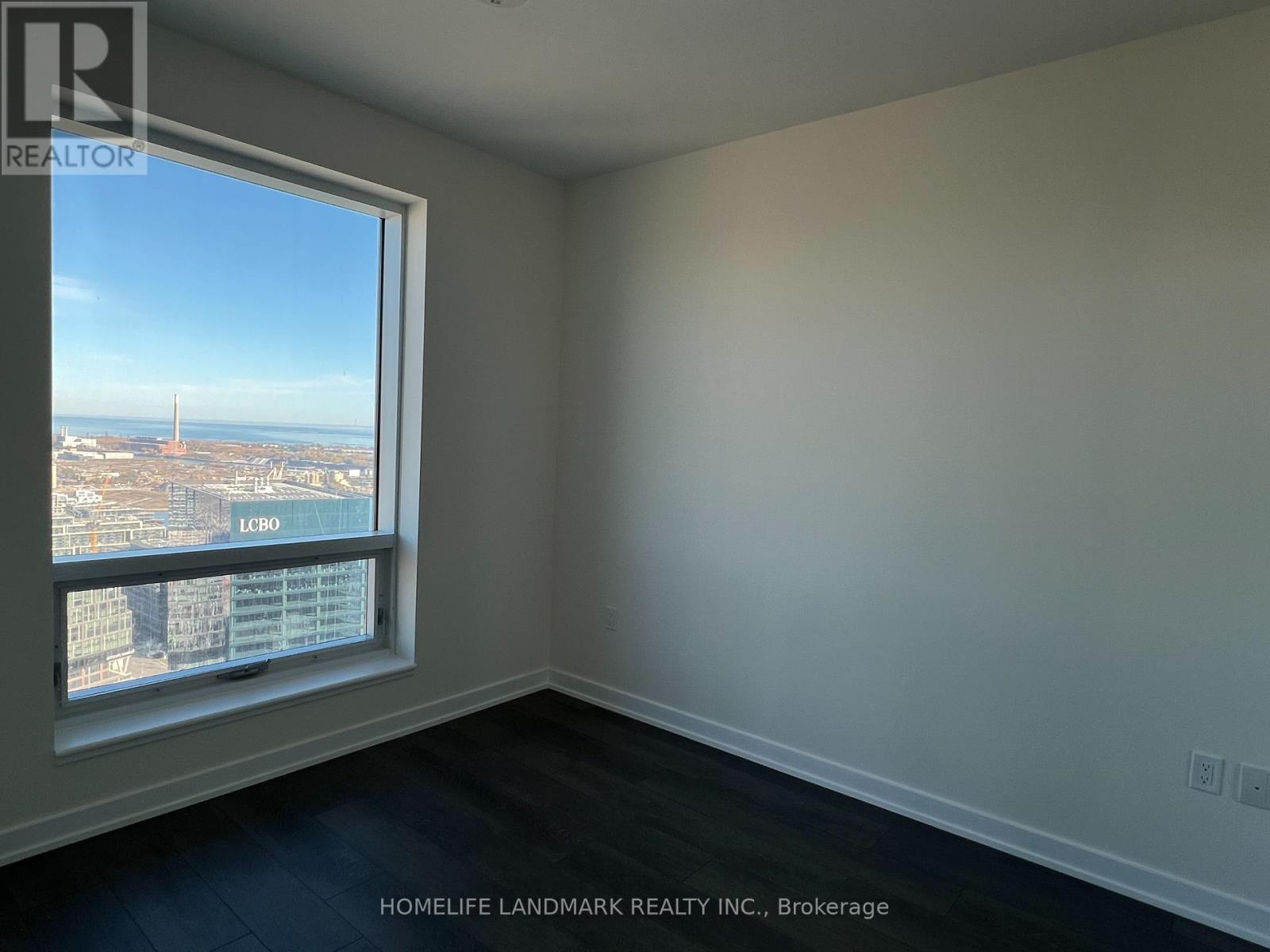 4407 - 28 Freeland Street, Toronto, Ontario  M5E 0E3 - Photo 10 - C12438302