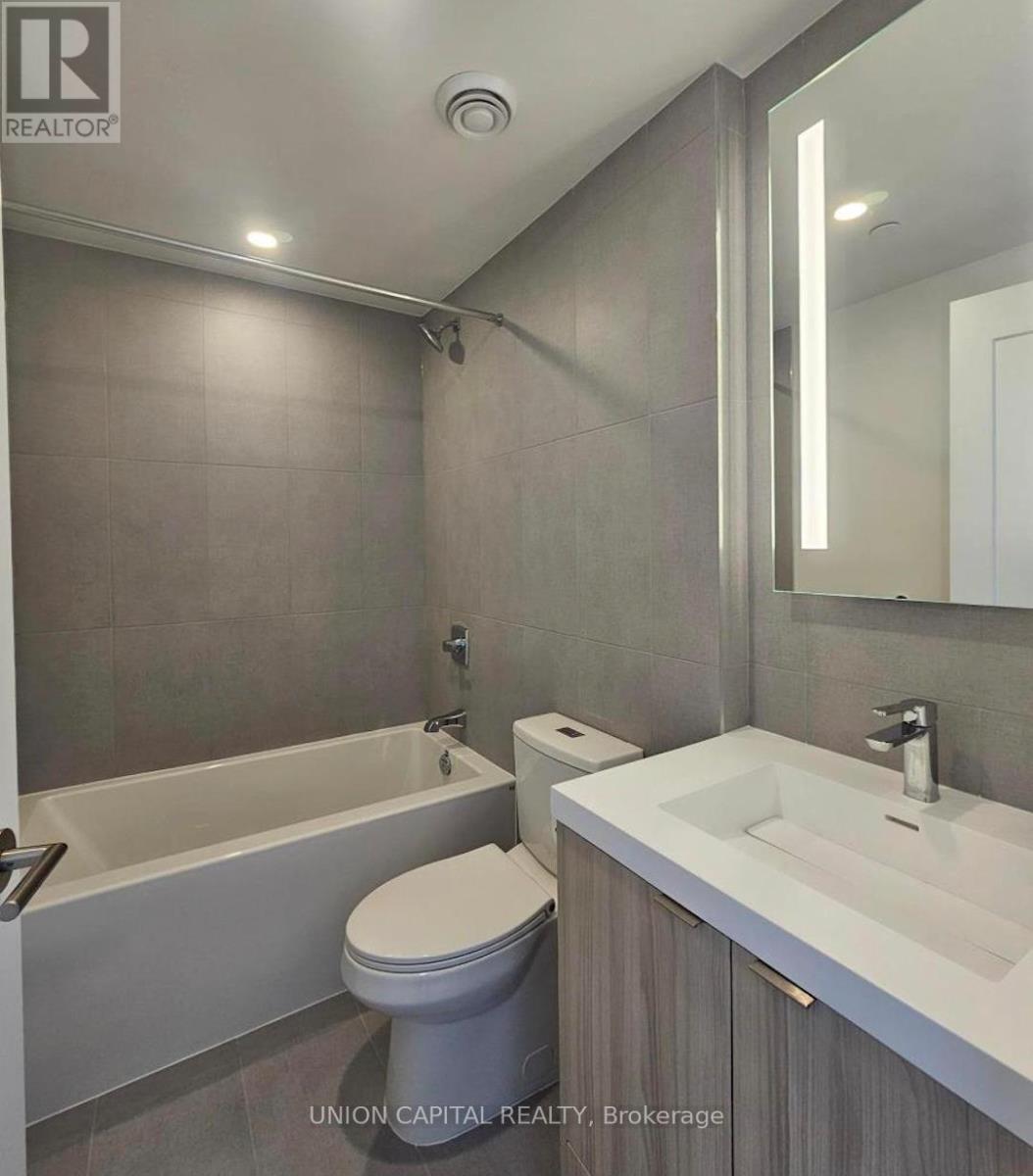 4102 - 30 Inn On The Park Drive, Toronto, Ontario  M3C 0P7 - Photo 13 - C12438334