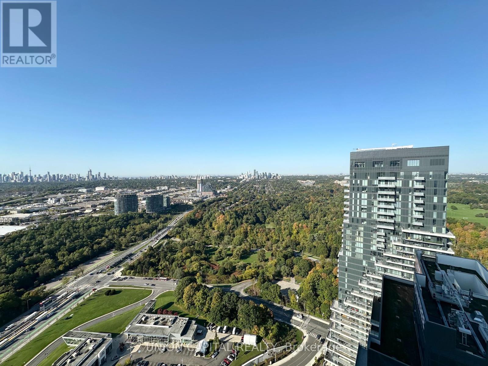 4102 - 30 Inn On The Park Drive, Toronto, Ontario  M3C 0P7 - Photo 16 - C12438334