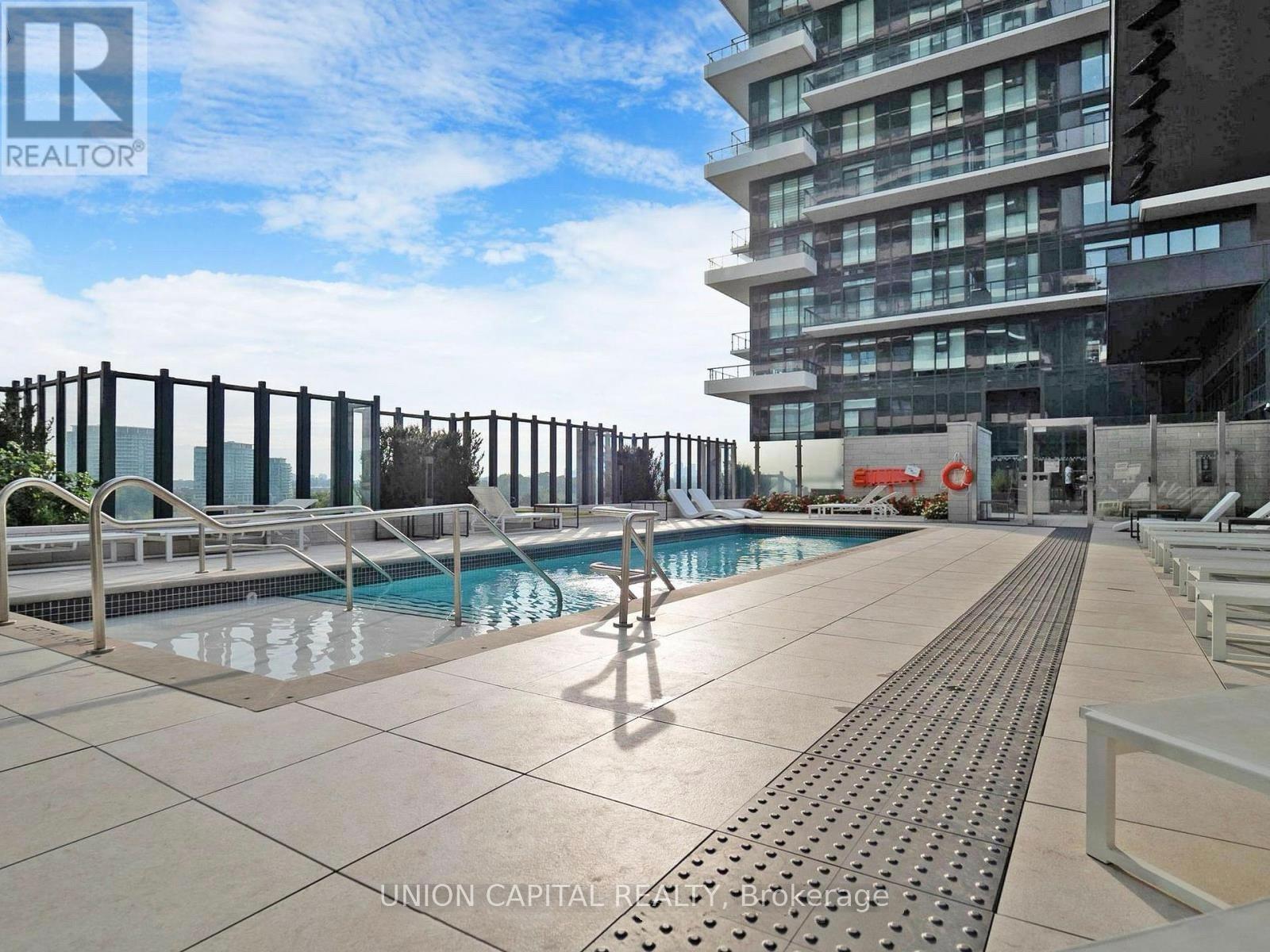 4102 - 30 Inn On The Park Drive, Toronto, Ontario  M3C 0P7 - Photo 21 - C12438334