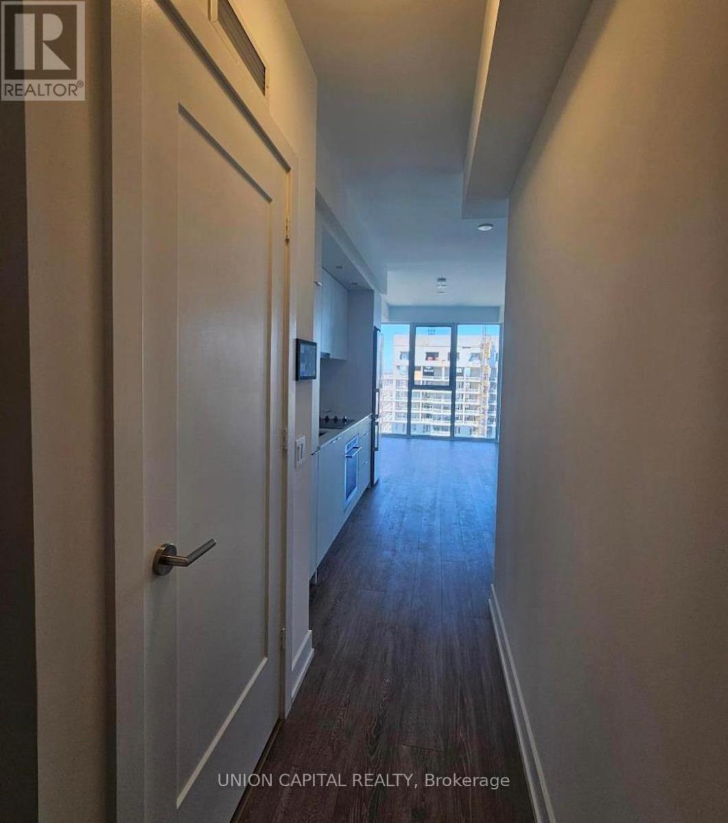 4102 - 30 Inn On The Park Drive, Toronto, Ontario  M3C 0P7 - Photo 5 - C12438334