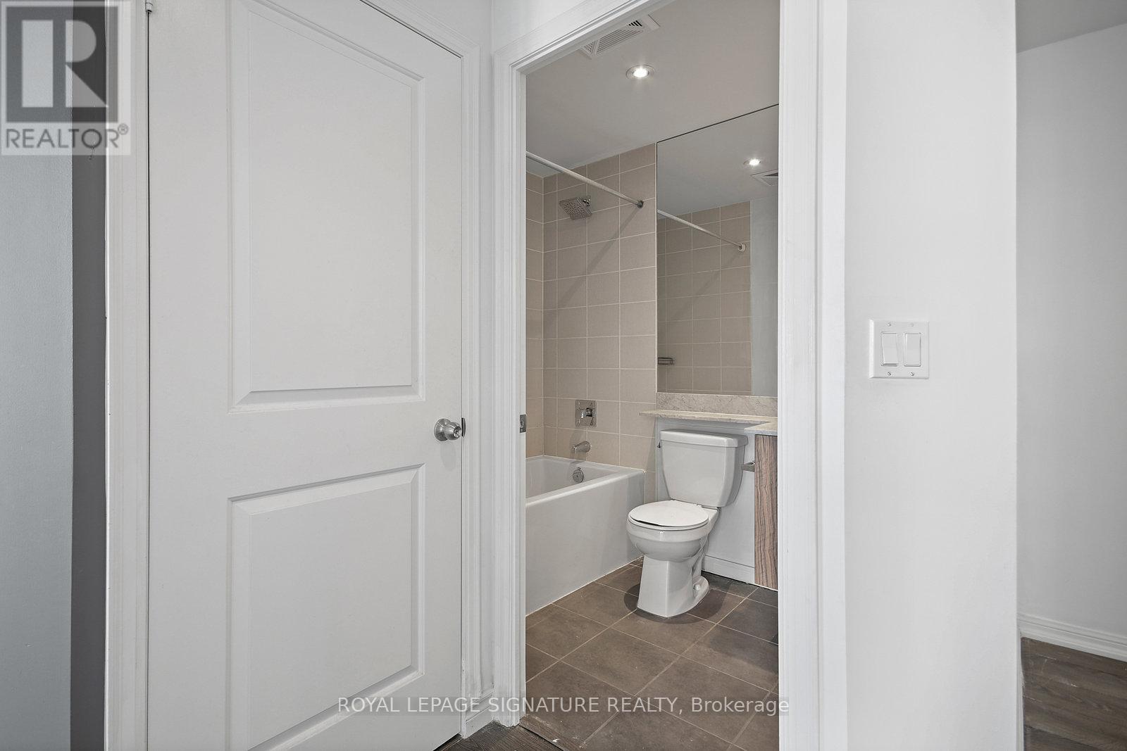 1702 - 65 East Liberty Street, Toronto, Ontario  M6K 3R2 - Photo 16 - C12438337