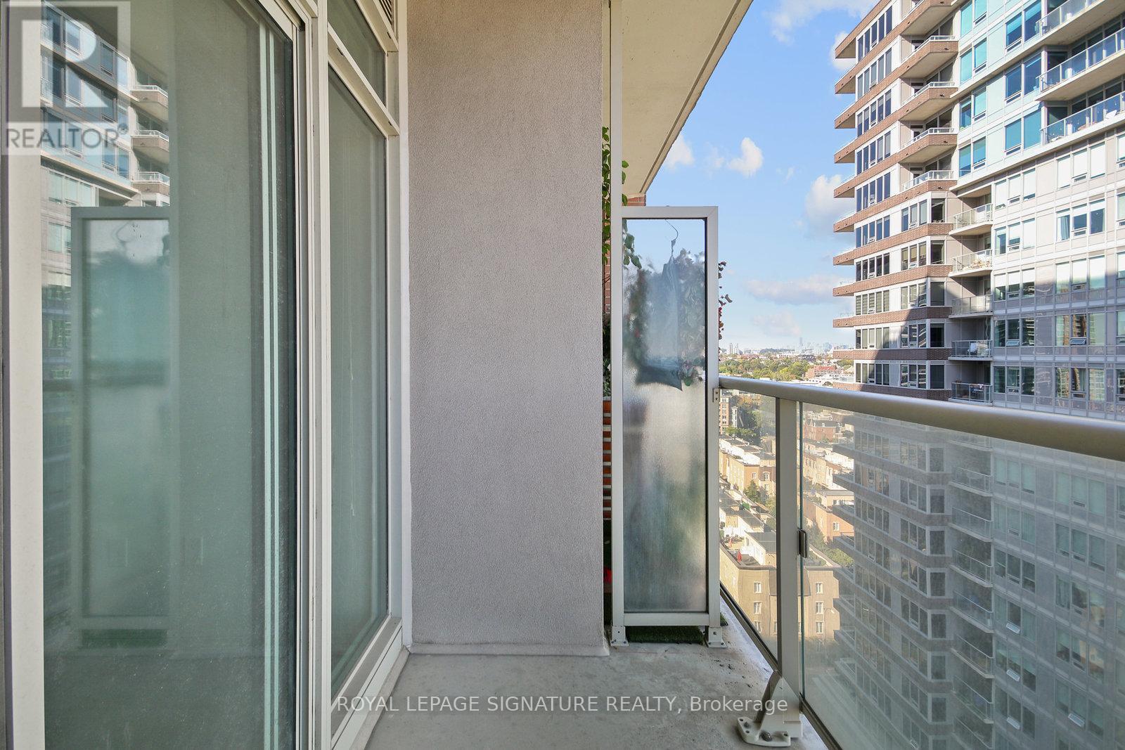1702 - 65 East Liberty Street, Toronto, Ontario  M6K 3R2 - Photo 23 - C12438337