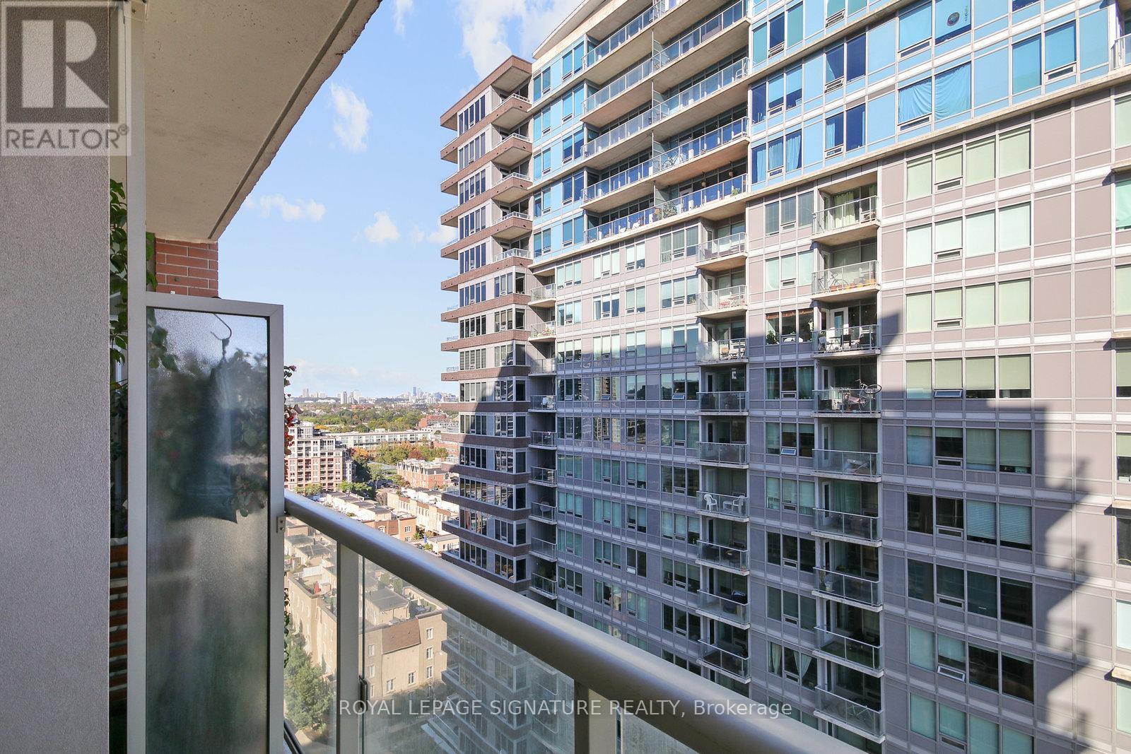 1702 - 65 East Liberty Street, Toronto, Ontario  M6K 3R2 - Photo 24 - C12438337