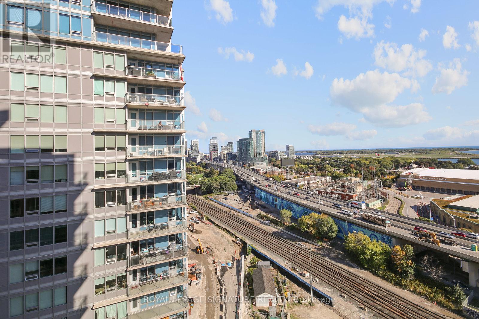 1702 - 65 East Liberty Street, Toronto, Ontario  M6K 3R2 - Photo 25 - C12438337