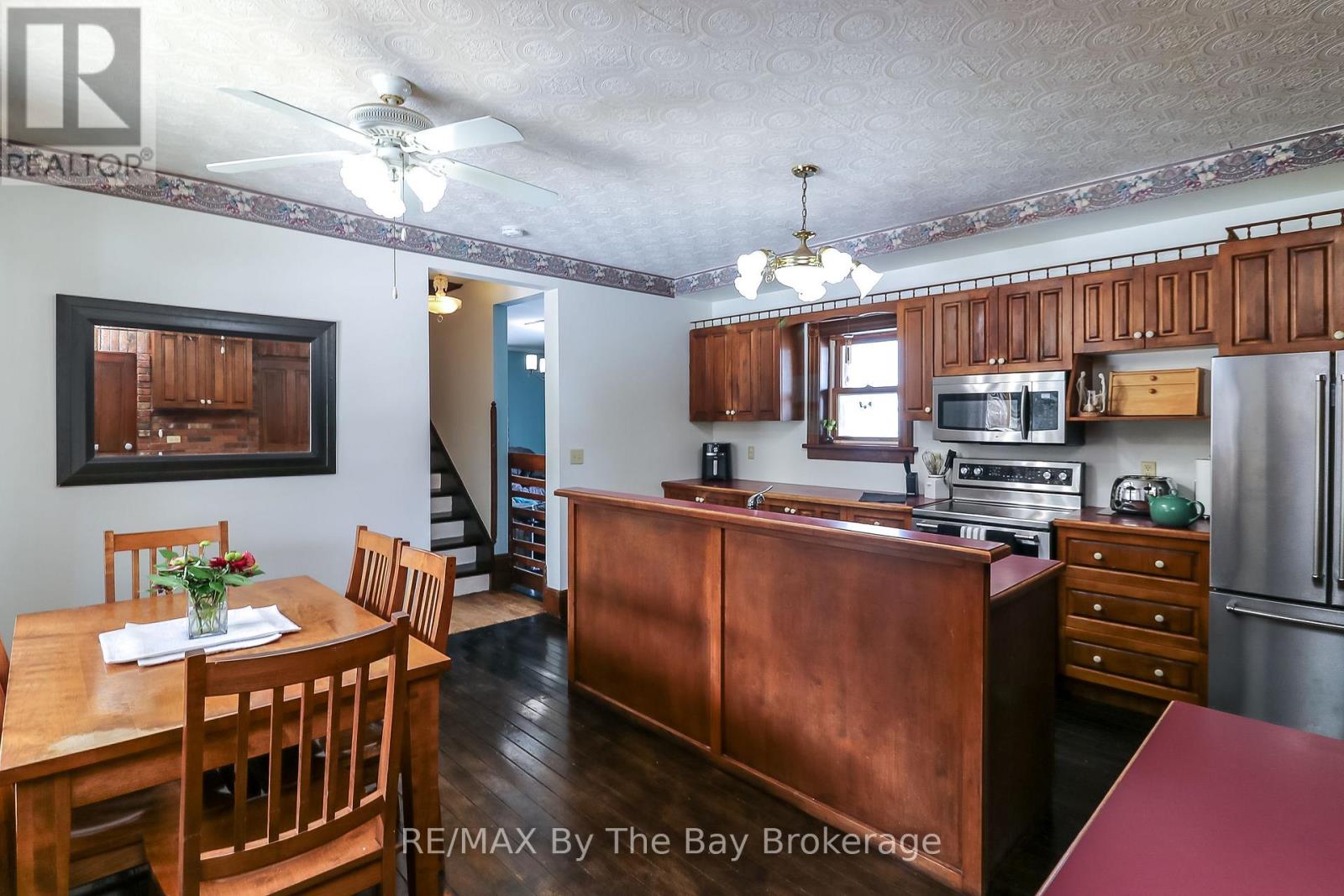 2553 County 42 Road, Clearview, Ontario  L0M 1S0 - Photo 7 - S12022484