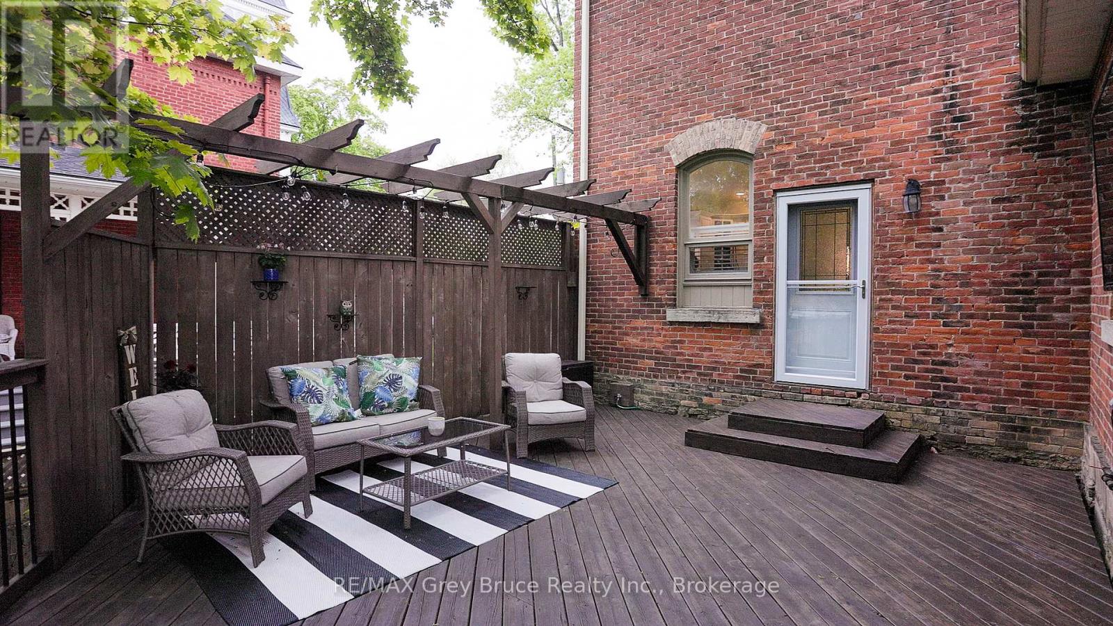 922 3rd Avenue W, Owen Sound, Ontario  N4K 4P6 - Photo 11 - X12341300
