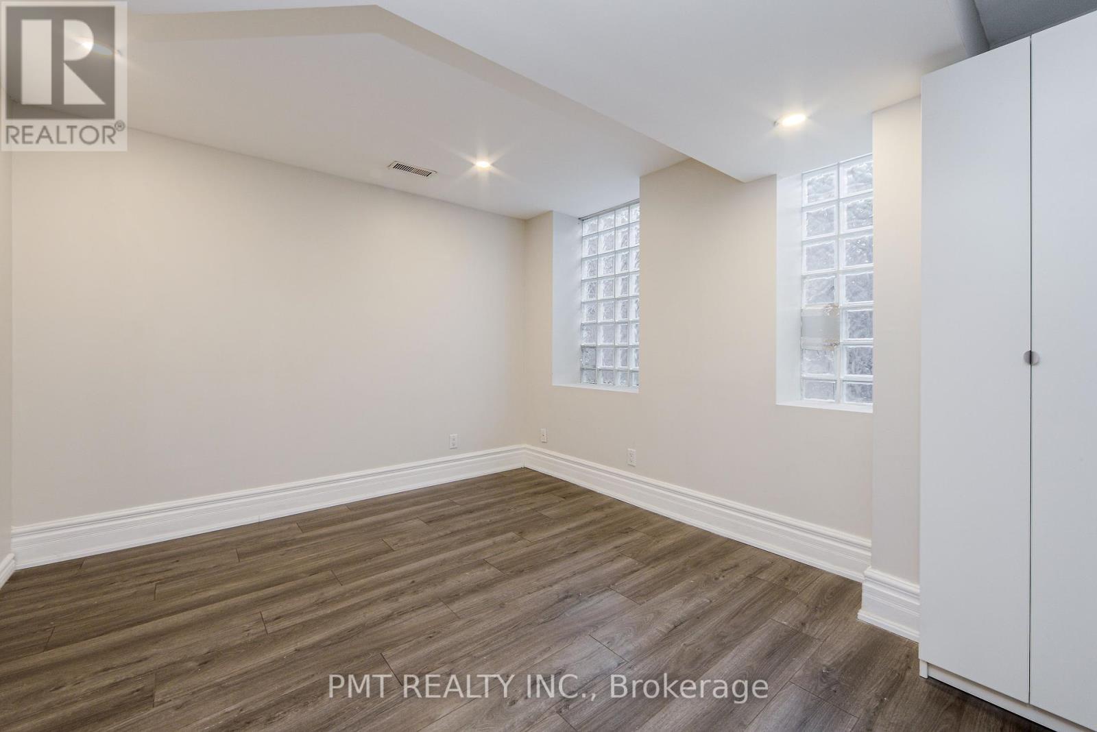 Lower - 1273 Pape Avenue, Toronto, Ontario  M4K 3W9 - Photo 13 - E12438190