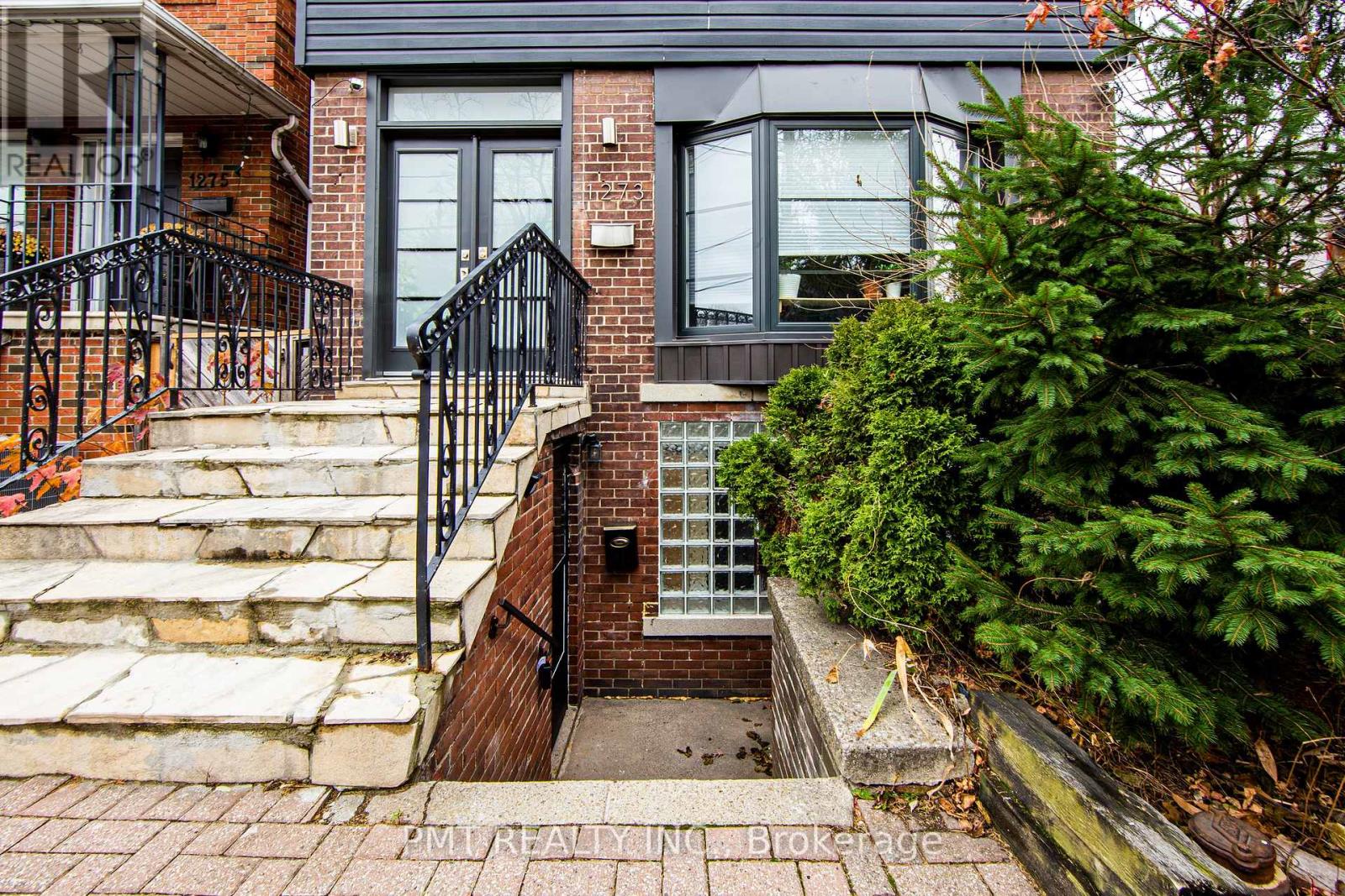 Lower - 1273 Pape Avenue, Toronto, Ontario  M4K 3W9 - Photo 3 - E12438190