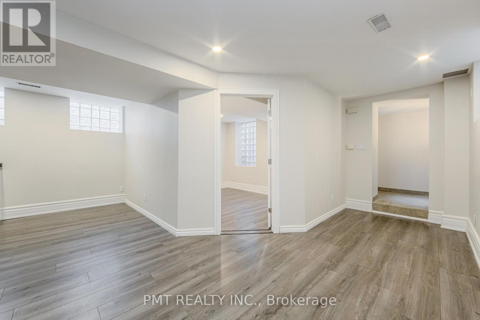 Lower - 1273 Pape Avenue, Toronto, Ontario  M4K 3W9 - Photo 4 - E12438190