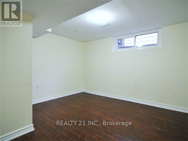 11 Heale Avenue, Toronto, Ontario  M1N 3X6 - Photo 15 - E12438252