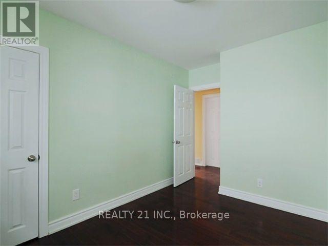 11 Heale Avenue, Toronto, Ontario  M1N 3X6 - Photo 9 - E12438252