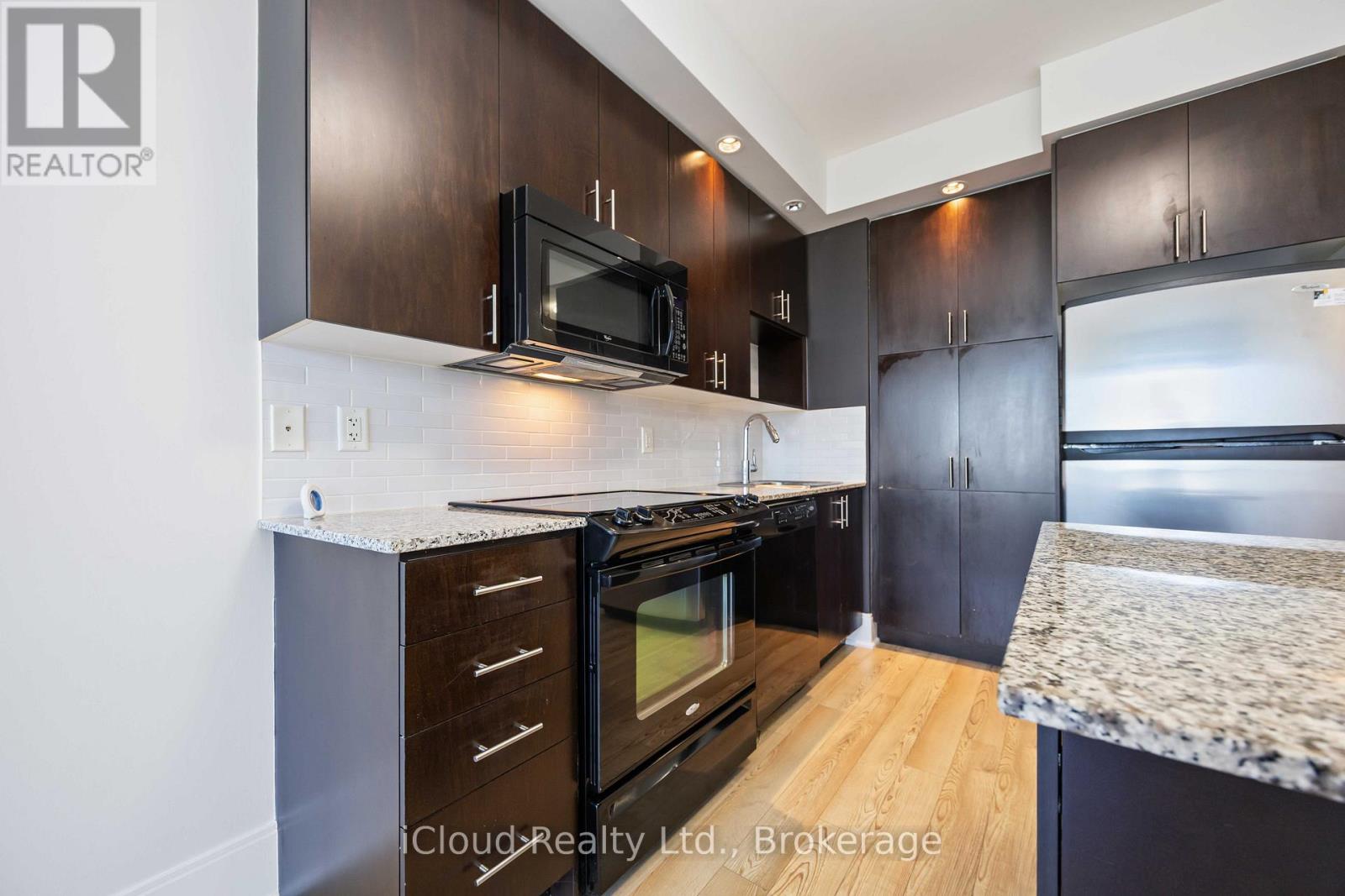 1005 - 181 Wynford Drive, Toronto (Banbury-Don Mills), Ontario  M3C 0C6 - Photo 17 - C12389520