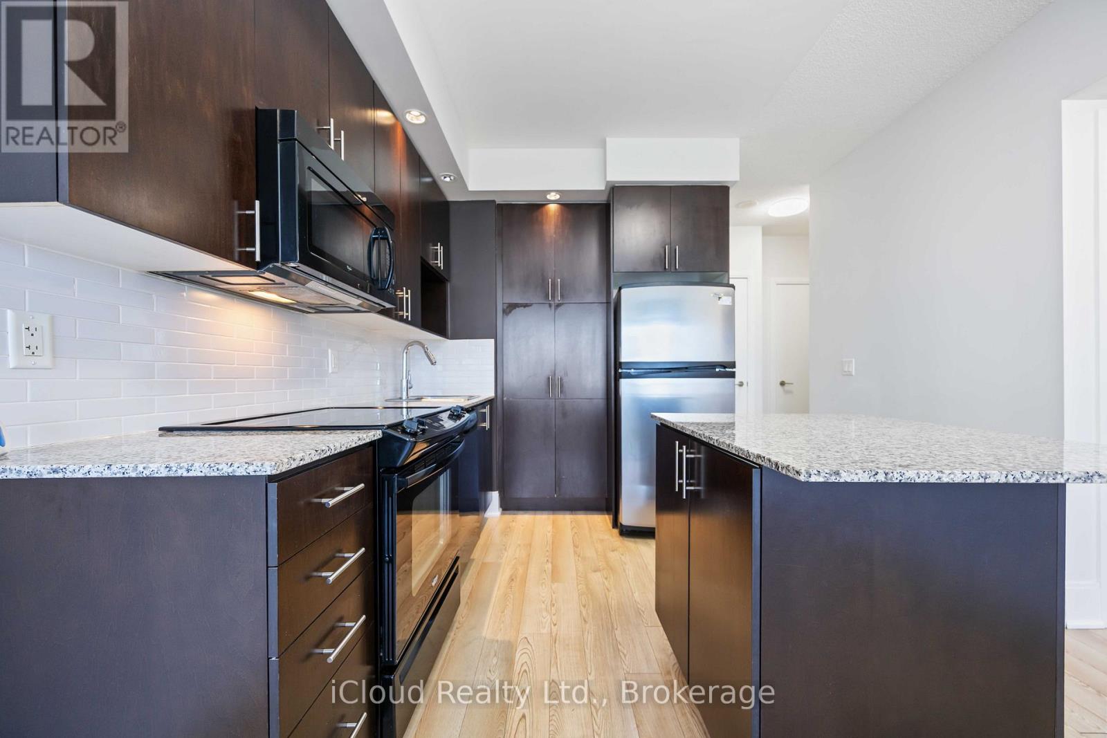 1005 - 181 Wynford Drive, Toronto (Banbury-Don Mills), Ontario  M3C 0C6 - Photo 16 - C12389520