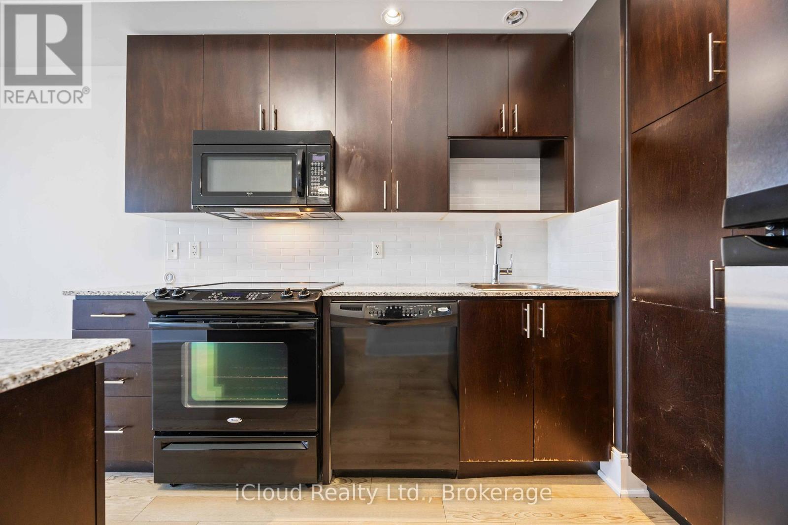 1005 - 181 Wynford Drive, Toronto (Banbury-Don Mills), Ontario  M3C 0C6 - Photo 19 - C12389520