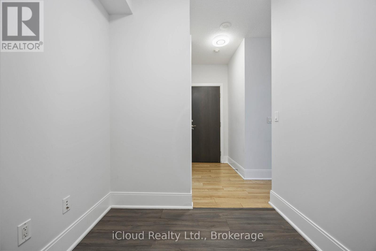 1005 - 181 Wynford Drive, Toronto (Banbury-Don Mills), Ontario  M3C 0C6 - Photo 9 - C12389520