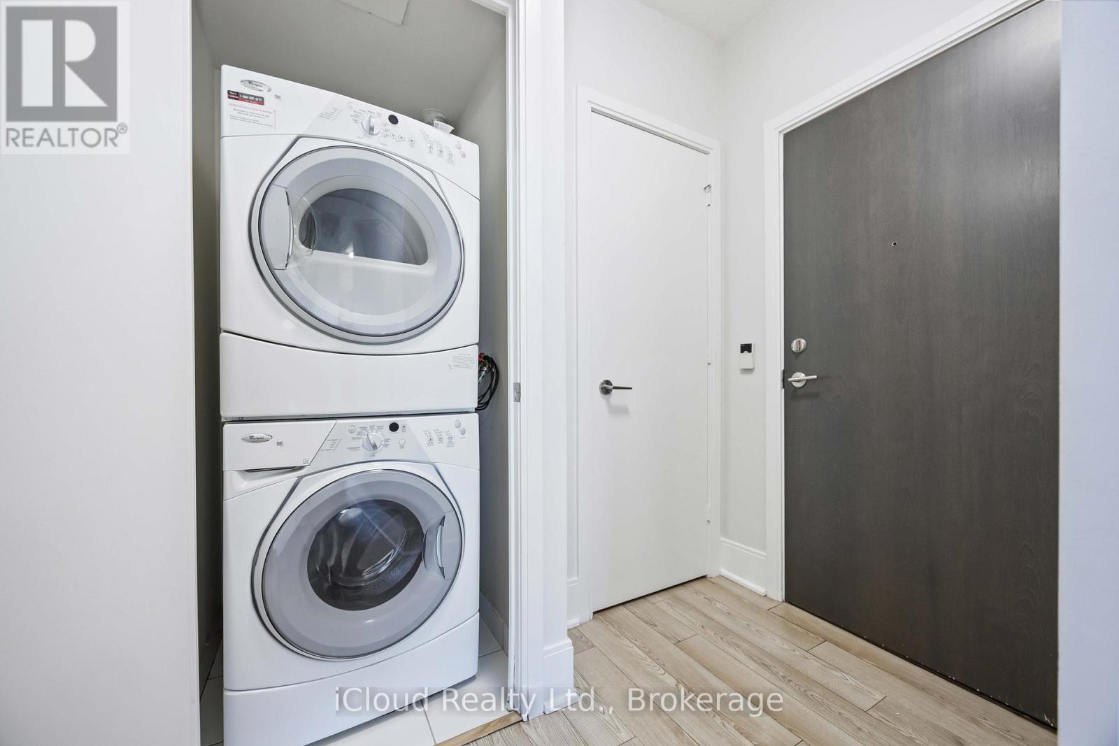 1005 - 181 Wynford Drive, Toronto (Banbury-Don Mills), Ontario  M3C 0C6 - Photo 7 - C12389520