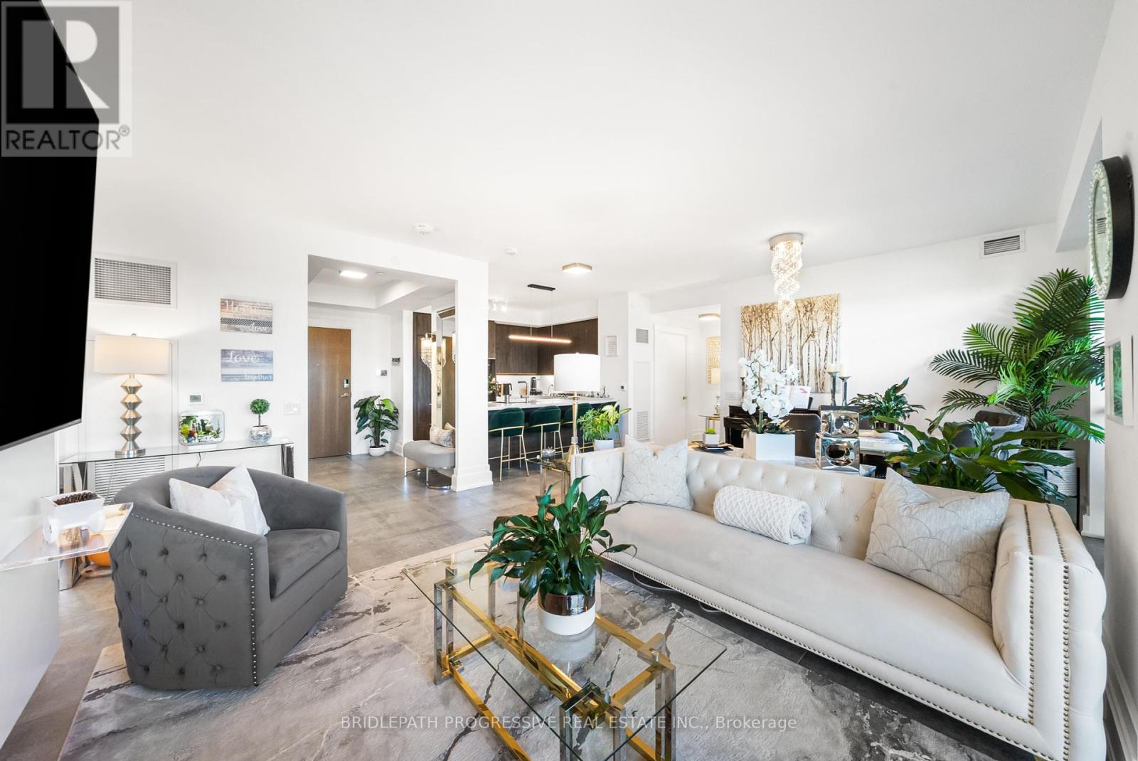 303 - 3 Southvale Drive, Toronto, Ontario  M4G 1G2 - Photo 14 - C12435011