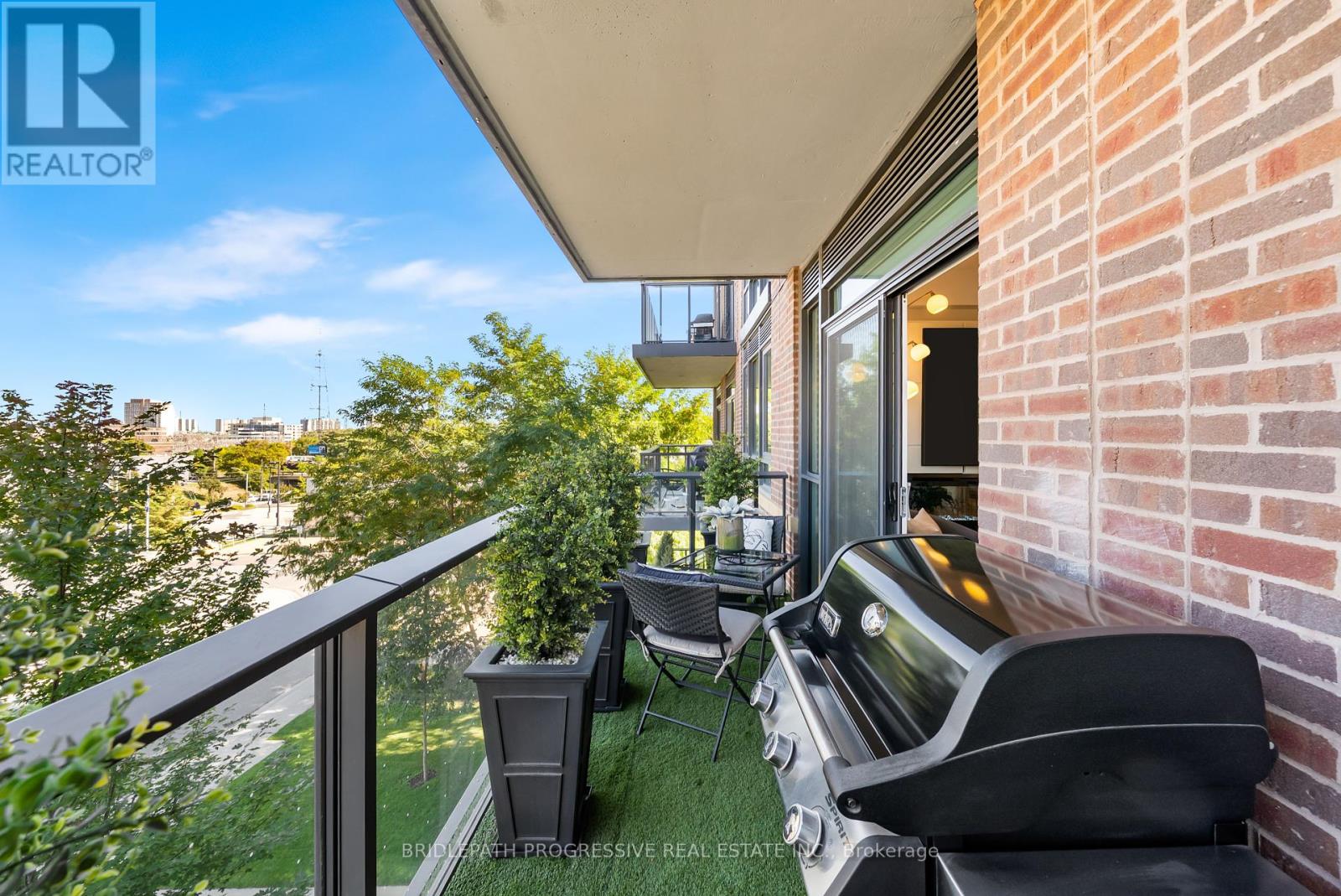 303 - 3 Southvale Drive, Toronto, Ontario  M4G 1G2 - Photo 32 - C12435011