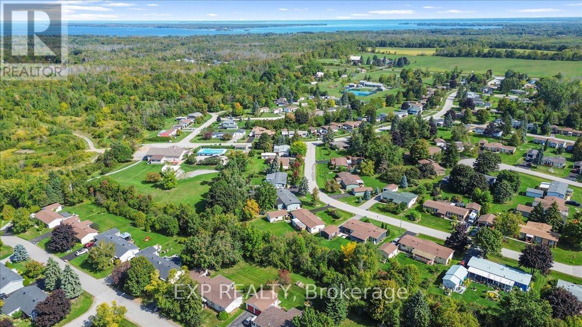 36 Juno Crescent, Georgina, Ontario  L0E 1R0 - Photo 21 - N12438198