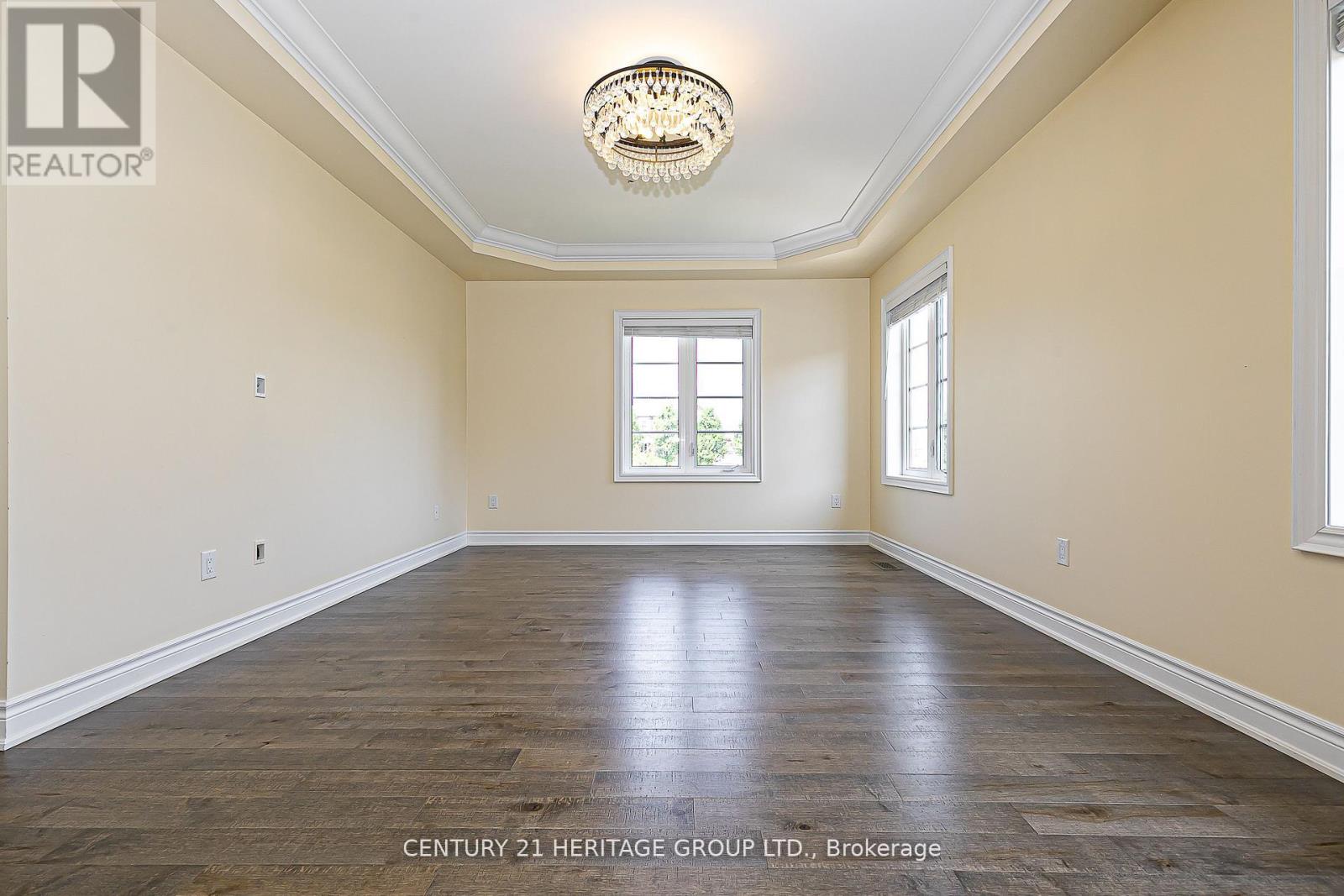 2 Roy Harper Avenue, Aurora, Ontario  L4G 0V4 - Photo 19 - N12438233