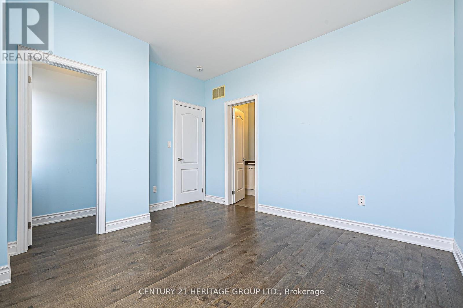 2 Roy Harper Avenue, Aurora, Ontario  L4G 0V4 - Photo 23 - N12438233