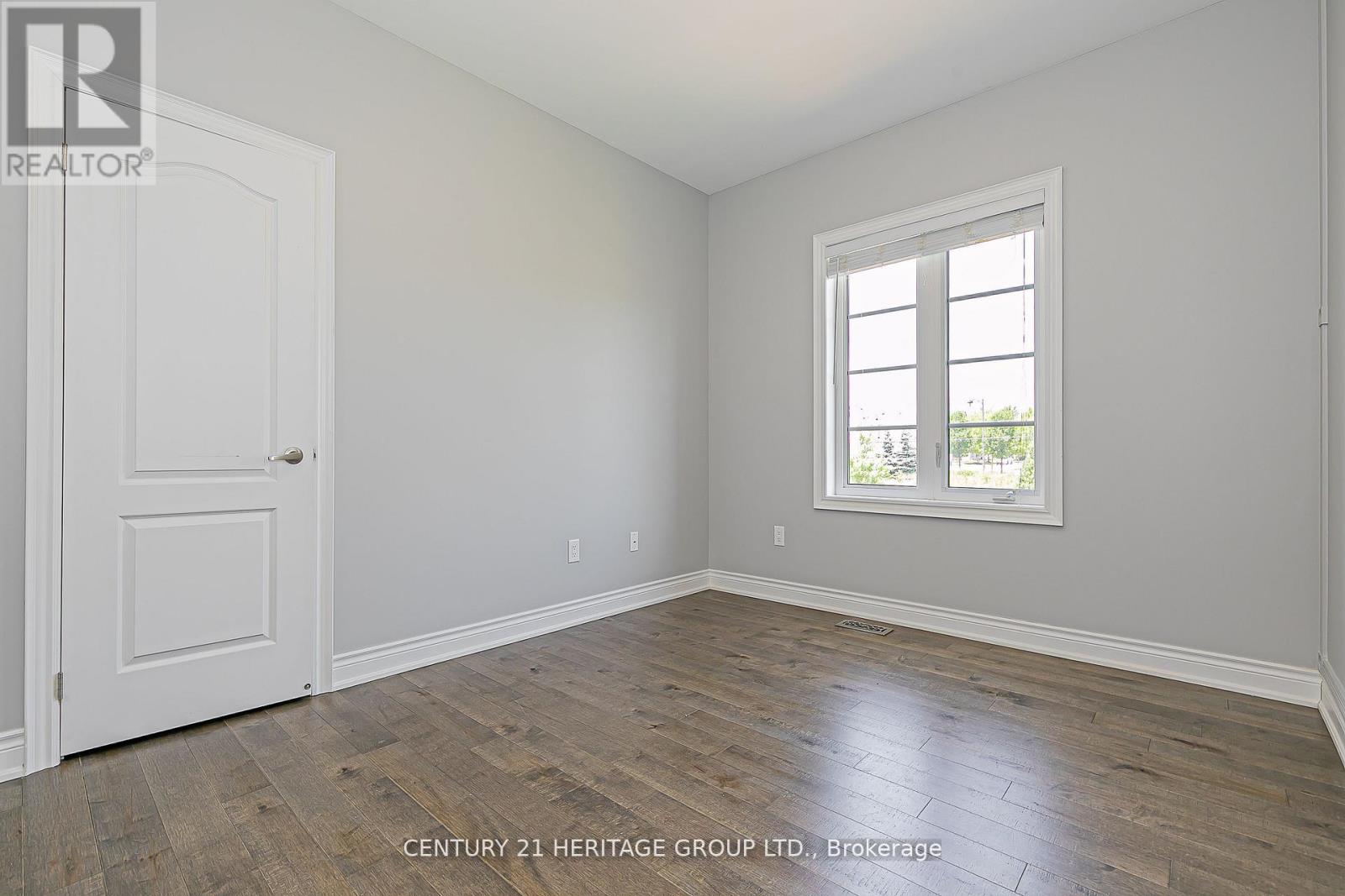 2 Roy Harper Avenue, Aurora, Ontario  L4G 0V4 - Photo 27 - N12438233