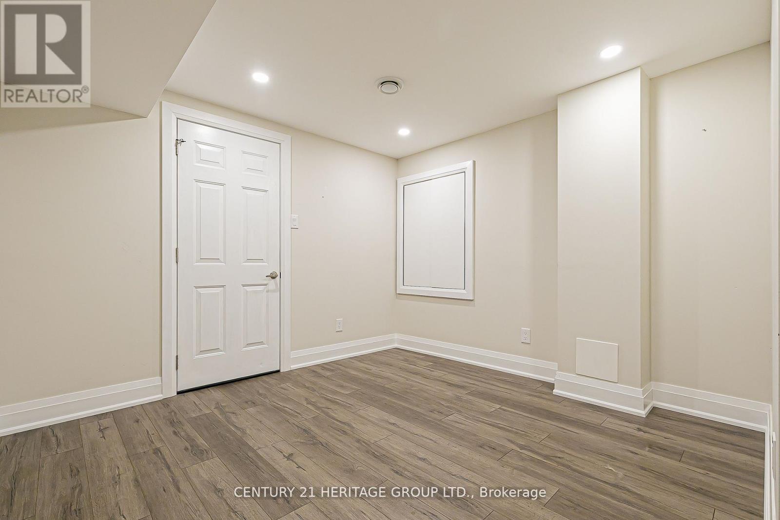 2 Roy Harper Avenue, Aurora, Ontario  L4G 0V4 - Photo 40 - N12438233