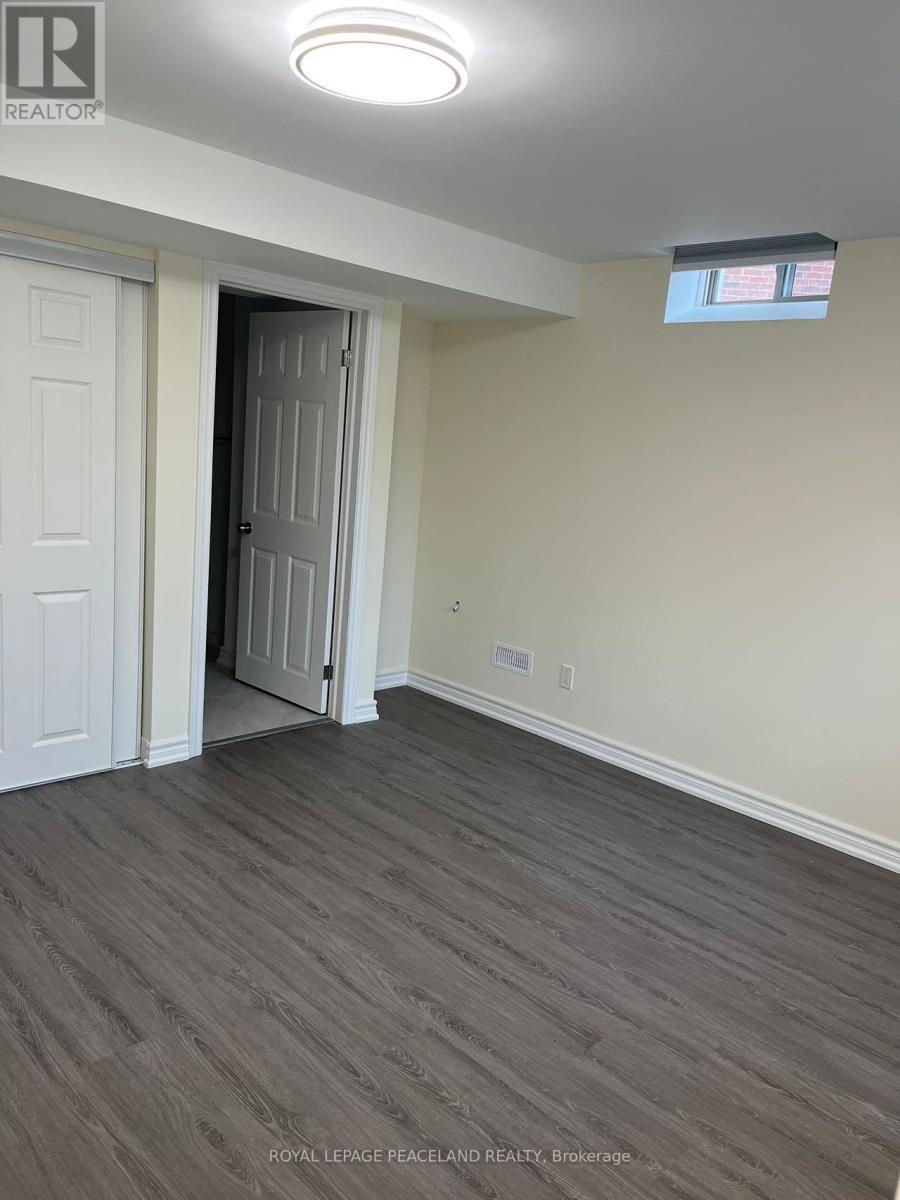 Bsmt - 1300 Mccron Crescent, Newmarket, Ontario  L3X 0A1 - Photo 6 - N12438264