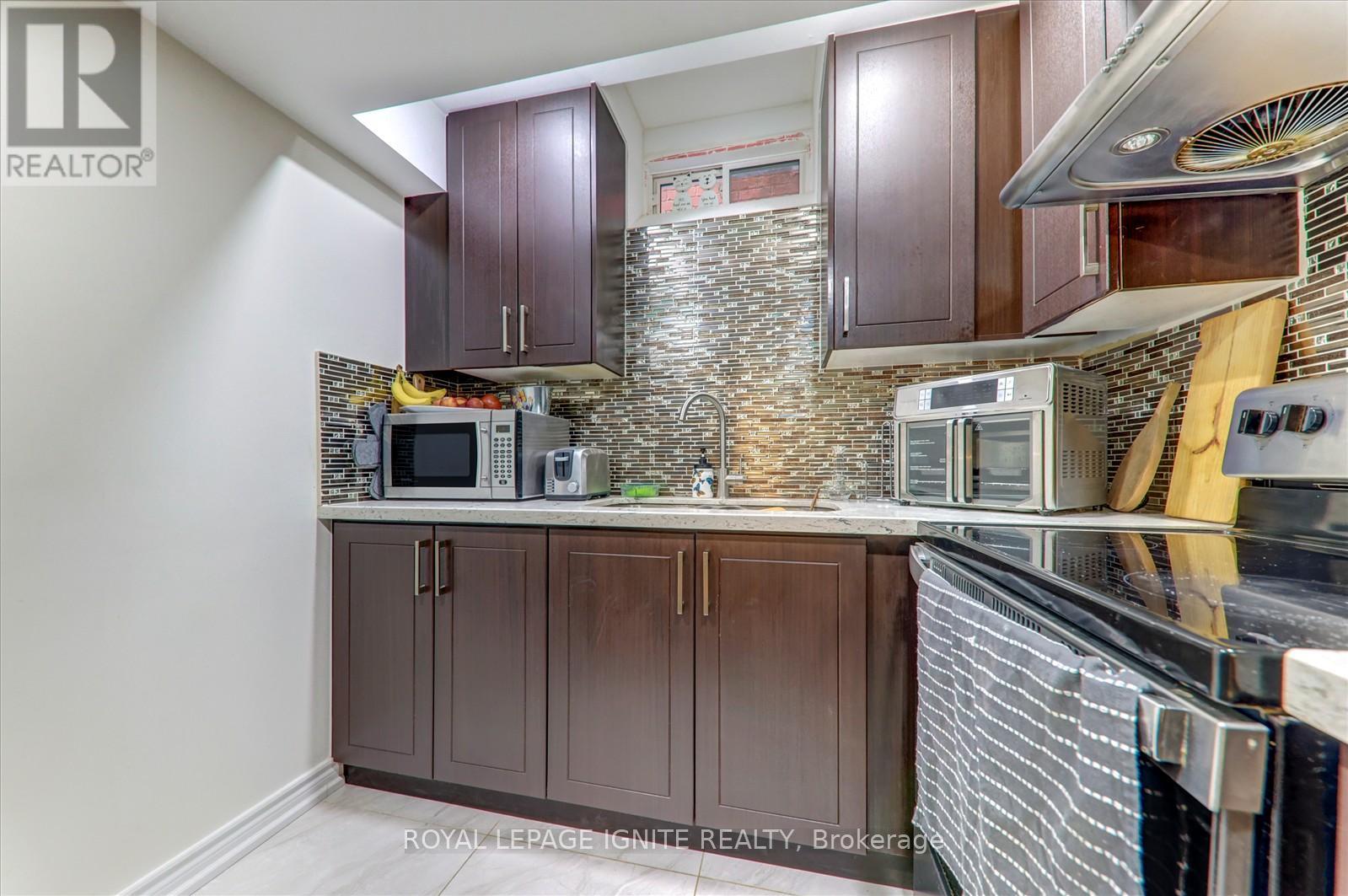 127 Noah's Farm Trail, Whitchurch-Stouffville, Ontario  L4A 4P1 - Photo 25 - N12438276
