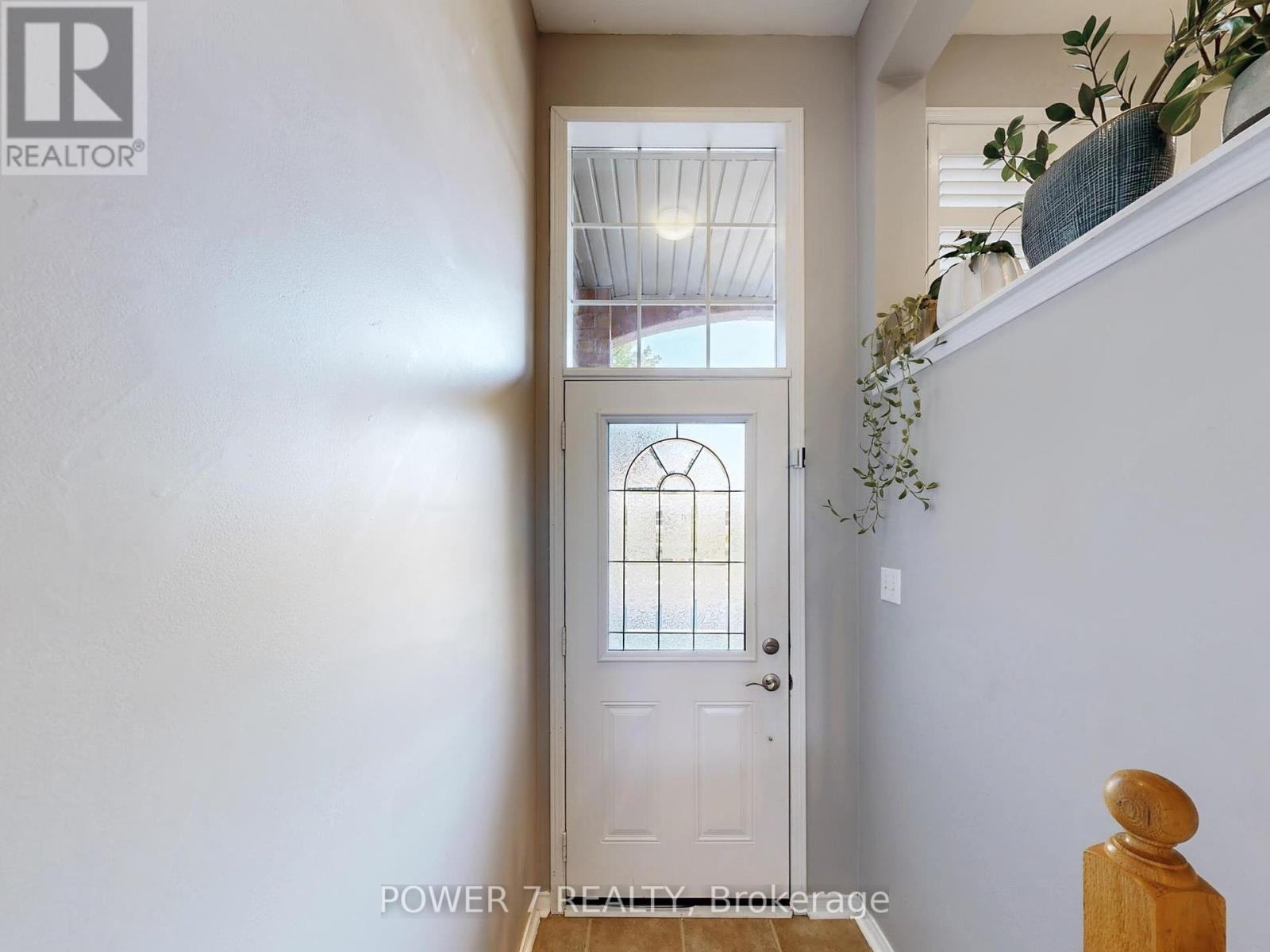 379 White's Hill Avenue, Markham, Ontario  L6B 0J4 - Photo 19 - N12438284