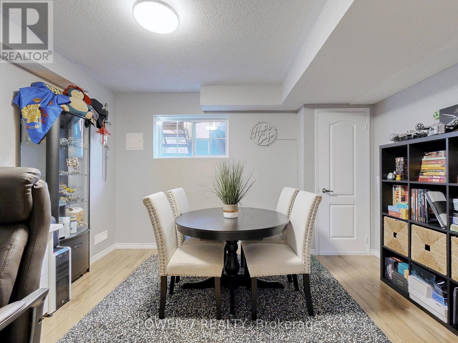 379 White's Hill Avenue, Markham, Ontario  L6B 0J4 - Photo 34 - N12438284