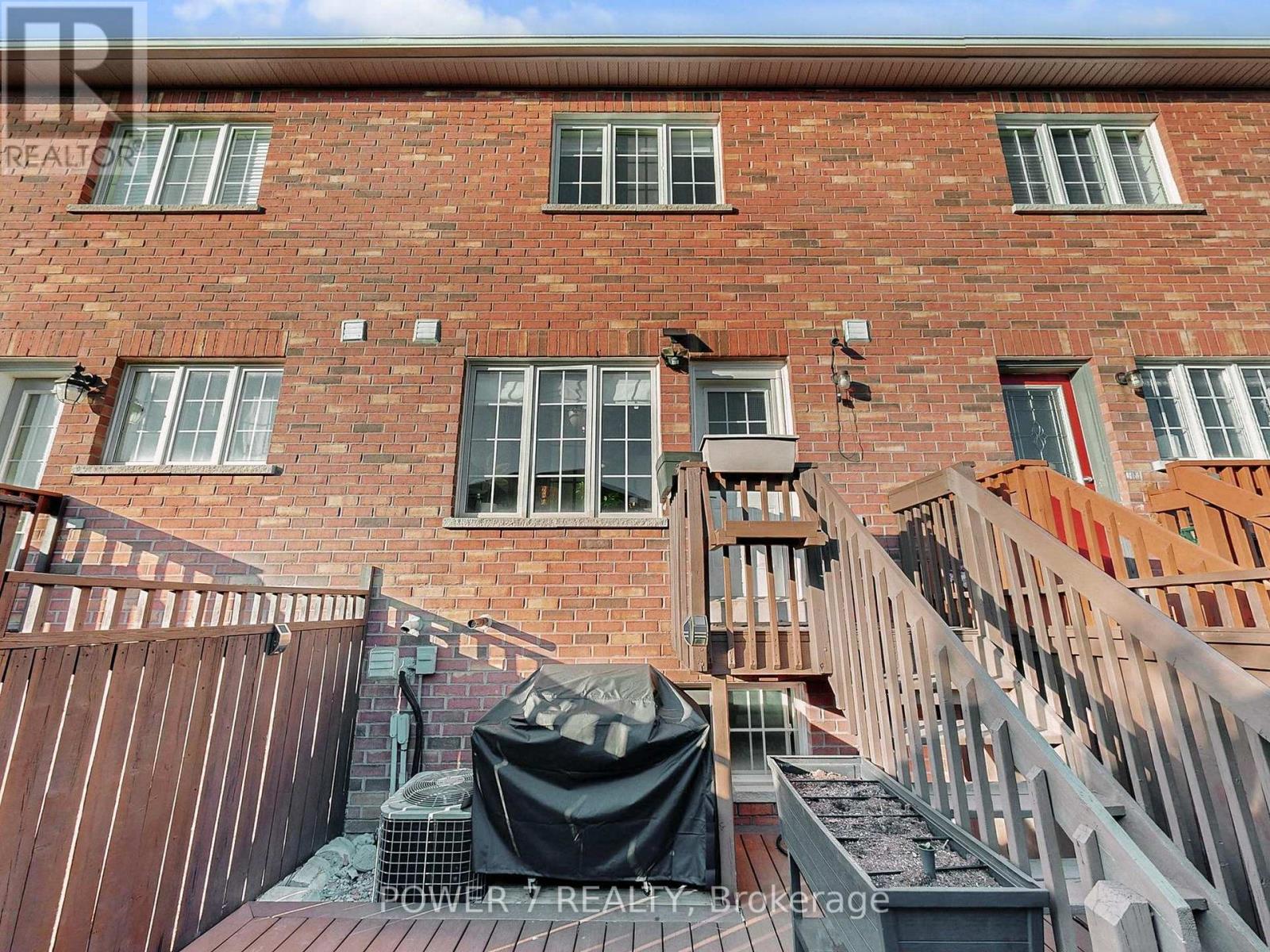 379 White's Hill Avenue, Markham, Ontario  L6B 0J4 - Photo 43 - N12438284