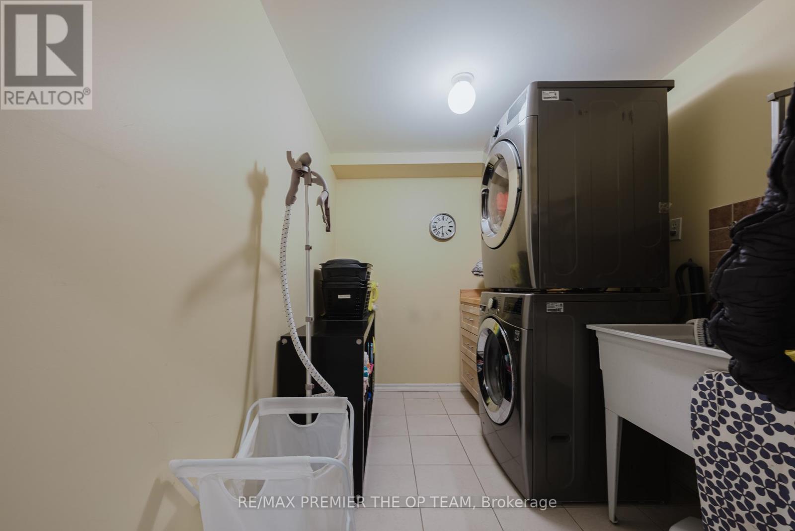 50 Beaverbrook Crescent, Vaughan, Ontario  L6A 3T3 - Photo 25 - N12438341