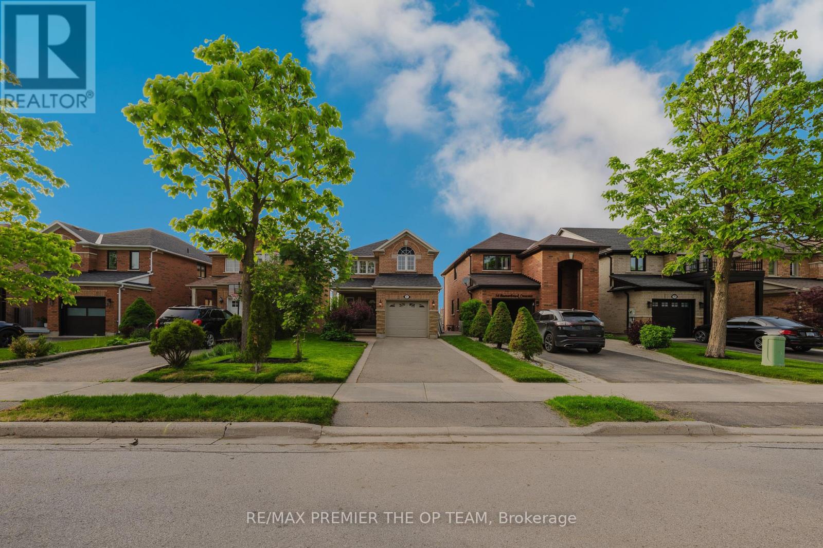50 Beaverbrook Crescent, Vaughan, Ontario  L6A 3T3 - Photo 38 - N12438341