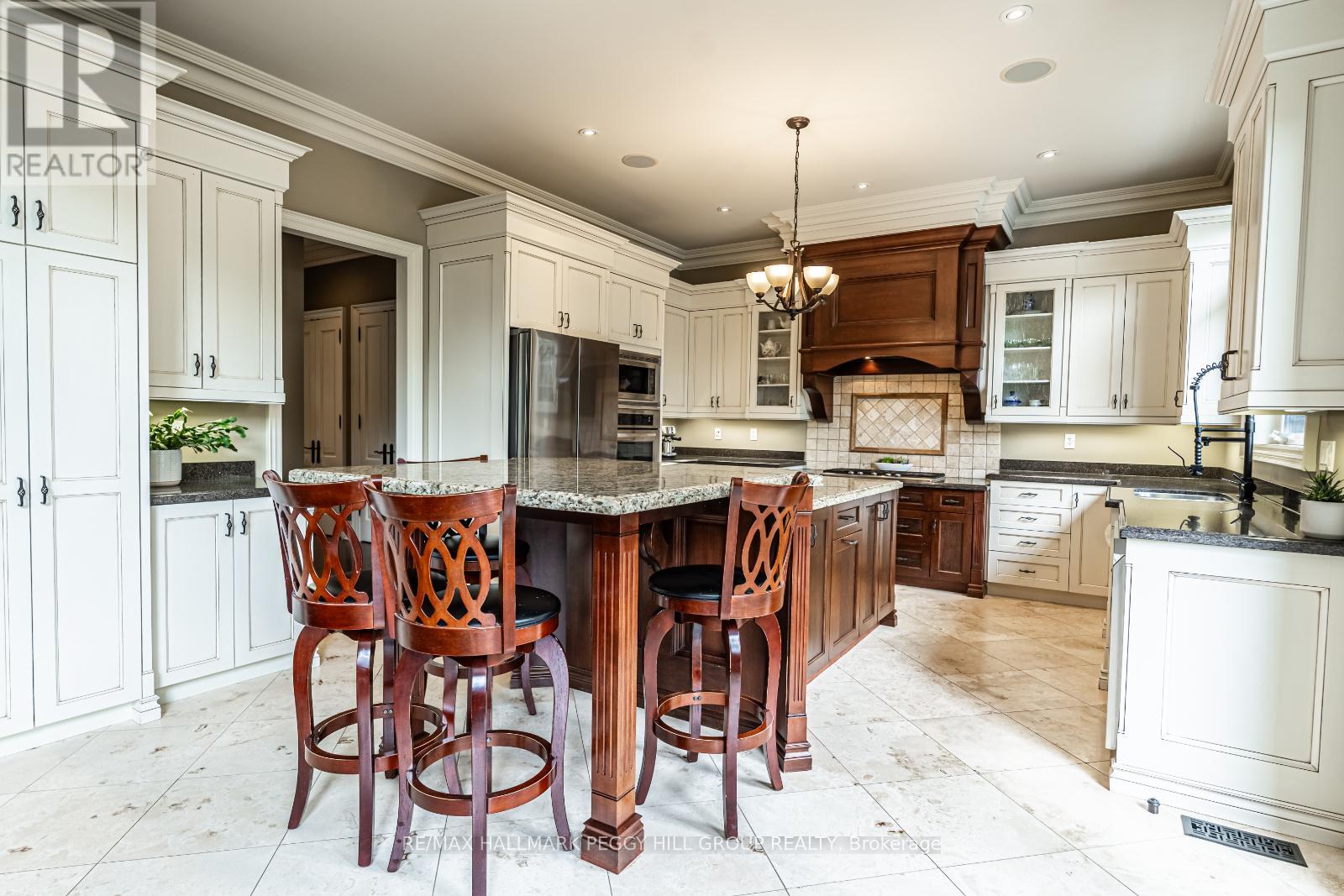 32 Gallagher Crescent, Springwater, Ontario  L9X 0K1 - Photo 4 - S12438331