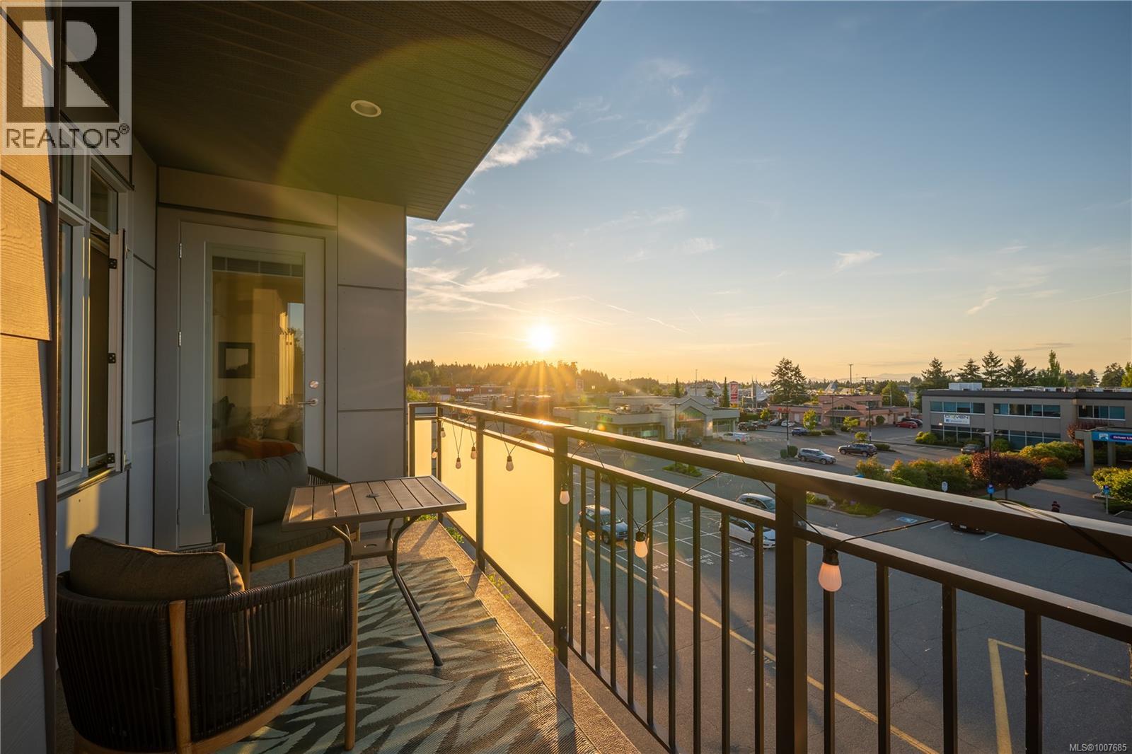 302 6544 Metral Dr, Nanaimo, British Columbia  V9T 2L8 - Photo 4 - 1007685