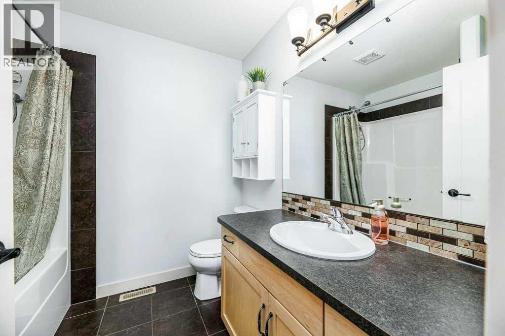 38 Eastpointe Drive, Blackfalds, Alberta  T4M 0G6 - Photo 15 - A2256971