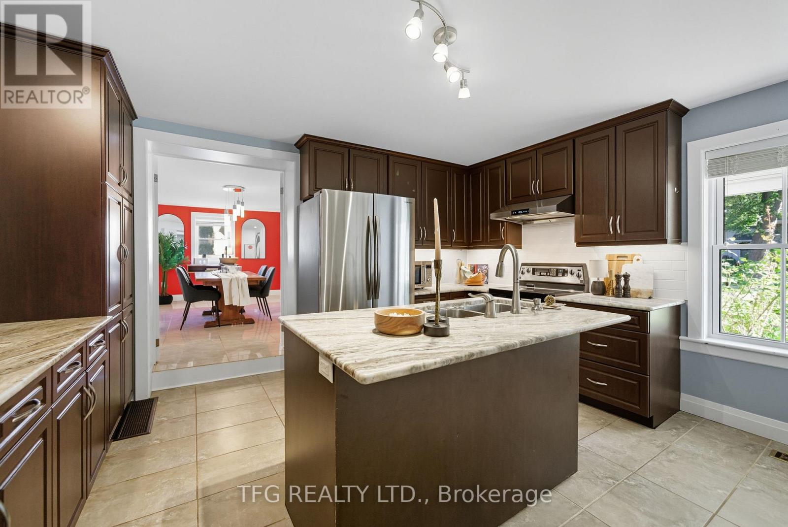 389 Victoria Street, Cobourg, Ontario  K9A 3G7 - Photo 12 - X12438406