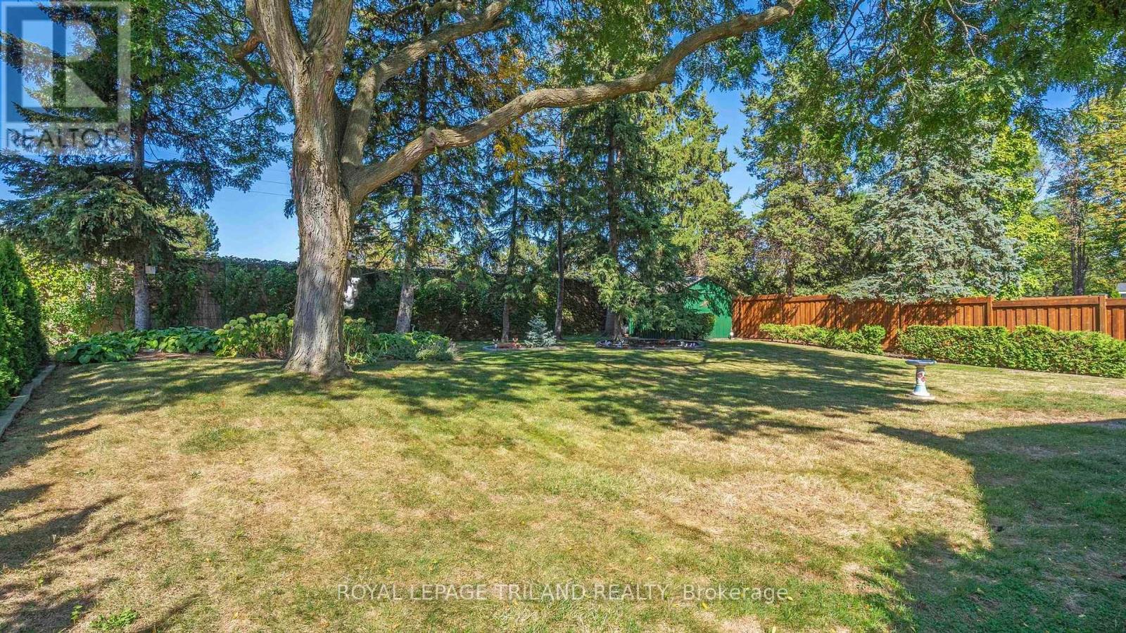 3 Kendall Court, London North, Ontario  N5X 1E4 - Photo 4 - X12438388