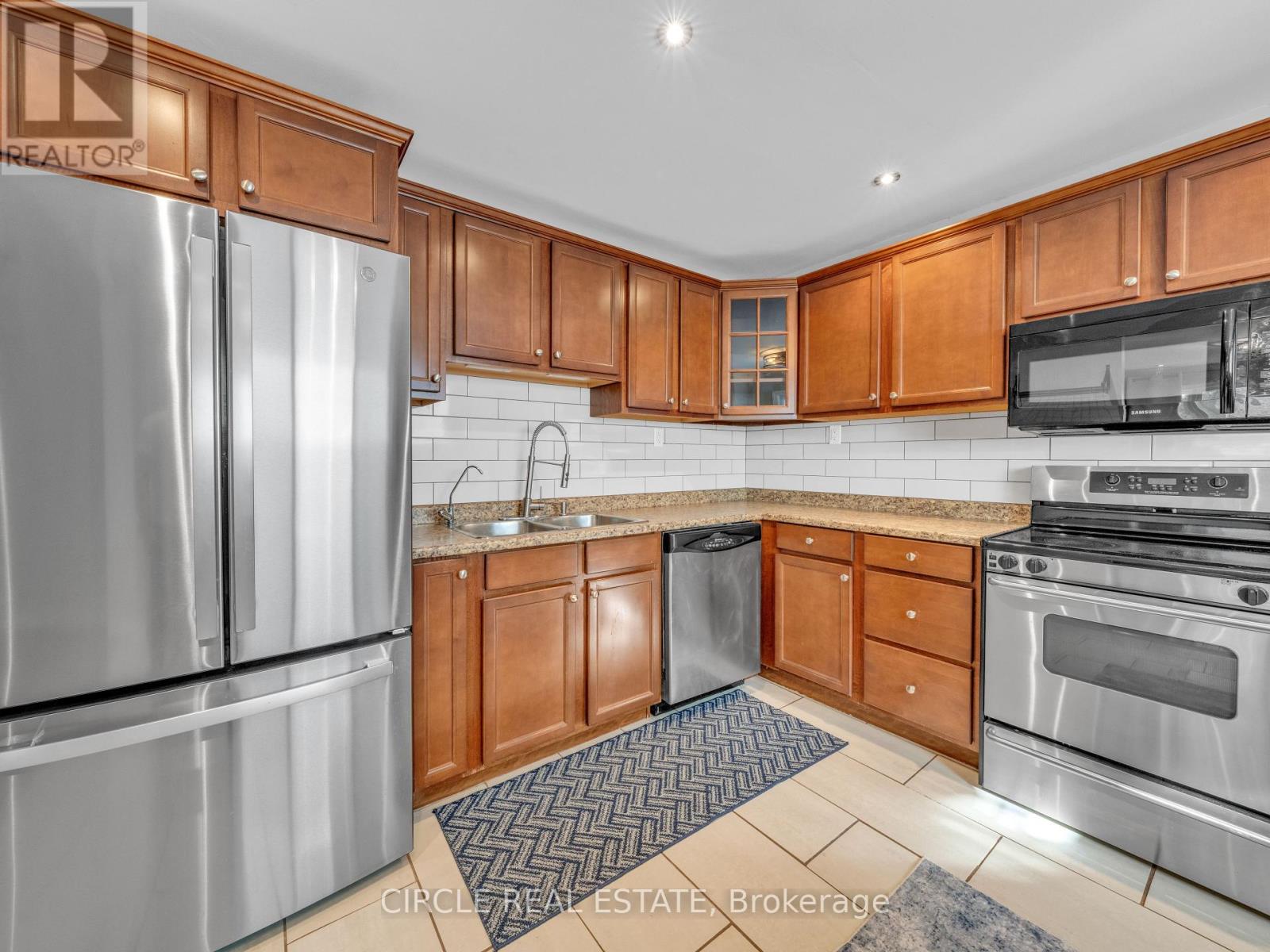 2243 Elsmere Avenue, Windsor, Ontario  N8W 2C7 - Photo 25 - X12437917