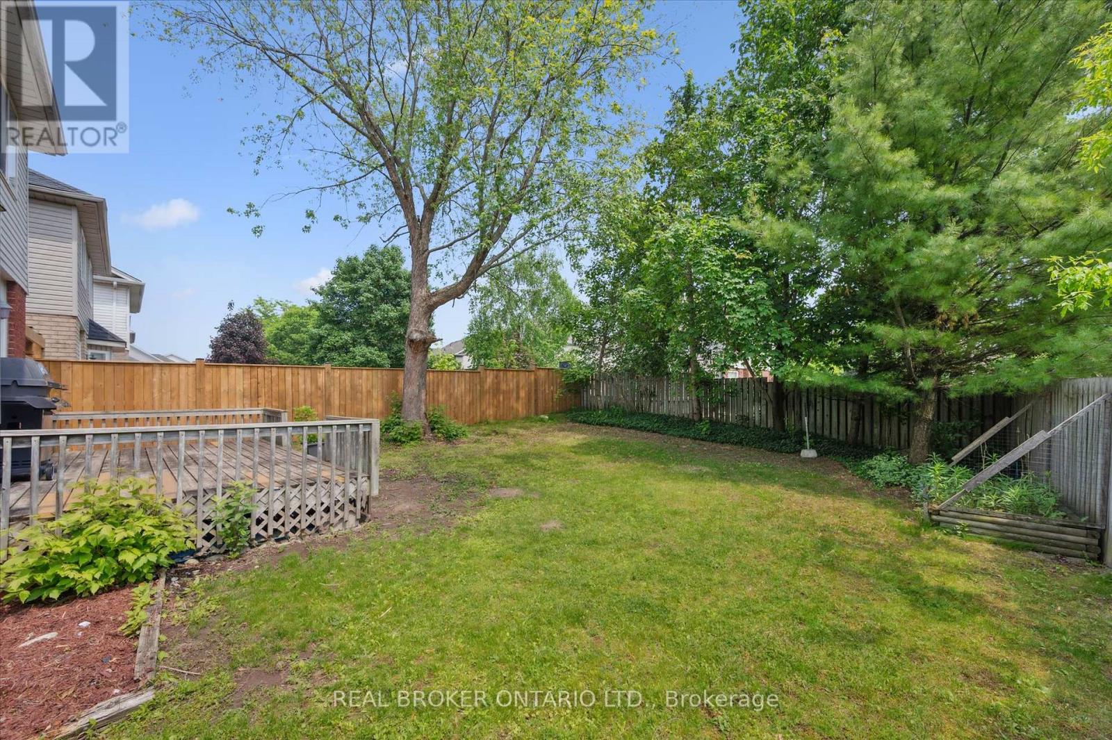 451 Citadel Court, Waterloo, Ontario  N2K 3Y4 - Photo 36 - X12411935