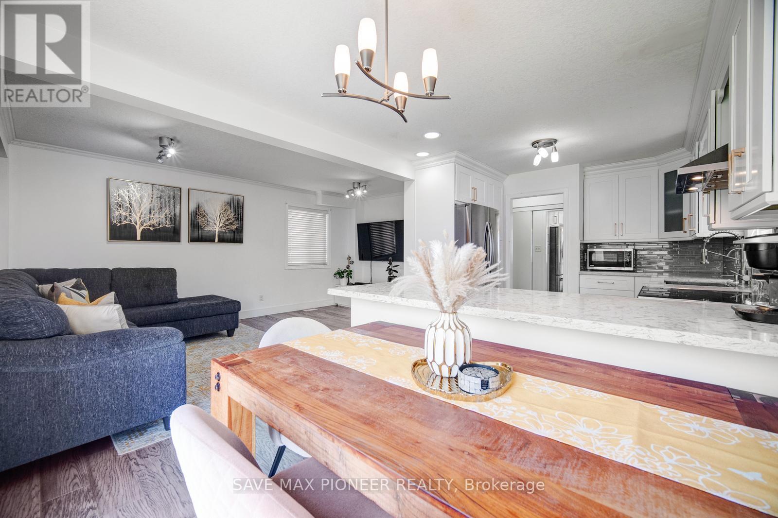 675 Karlsfeld Road, Waterloo, Ontario  N2T 2V3 - Photo 18 - X12437668
