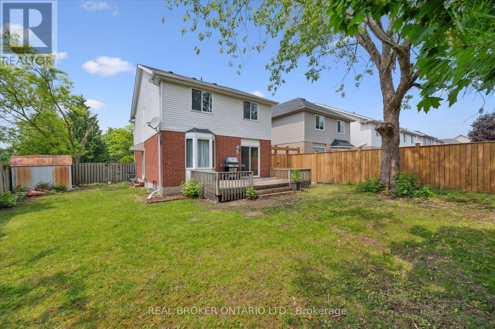 451 Citadel Court, Waterloo, Ontario  N2K 3Y4 - Photo 34 - X12411935