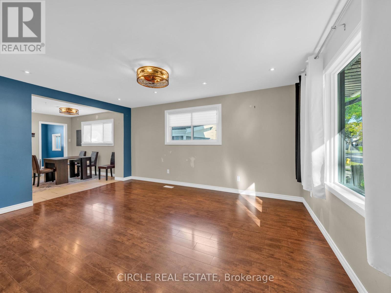 2243 Elsmere Avenue, Windsor, Ontario  N8W 2C7 - Photo 19 - X12437917
