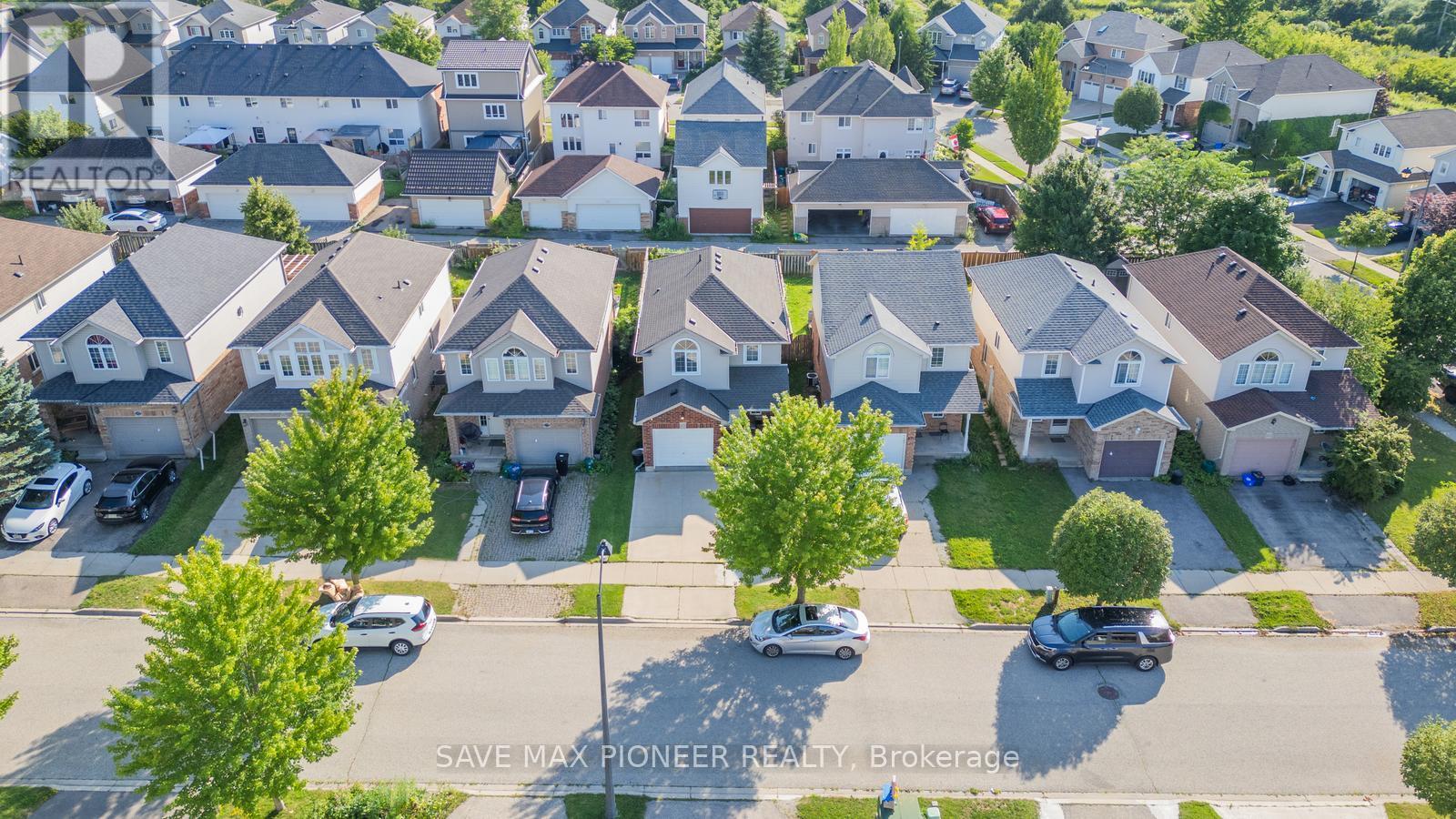675 Karlsfeld Road, Waterloo, Ontario  N2T 2V3 - Photo 5 - X12437668