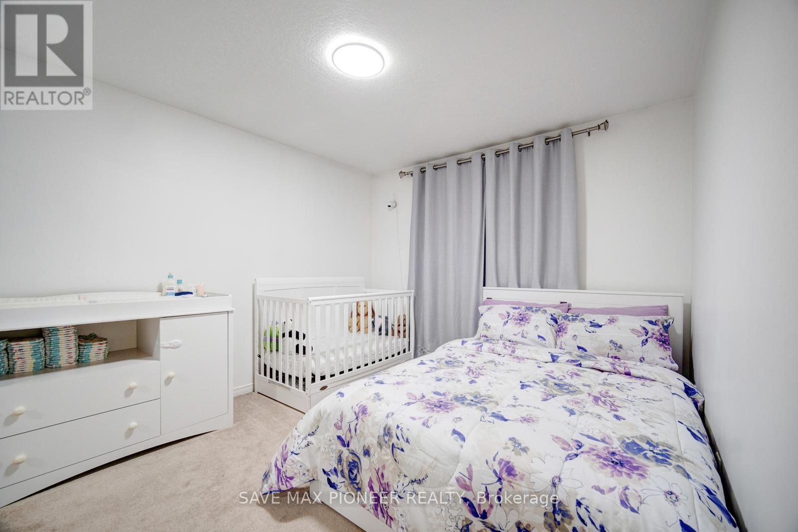 675 Karlsfeld Road, Waterloo, Ontario  N2T 2V3 - Photo 21 - X12437668