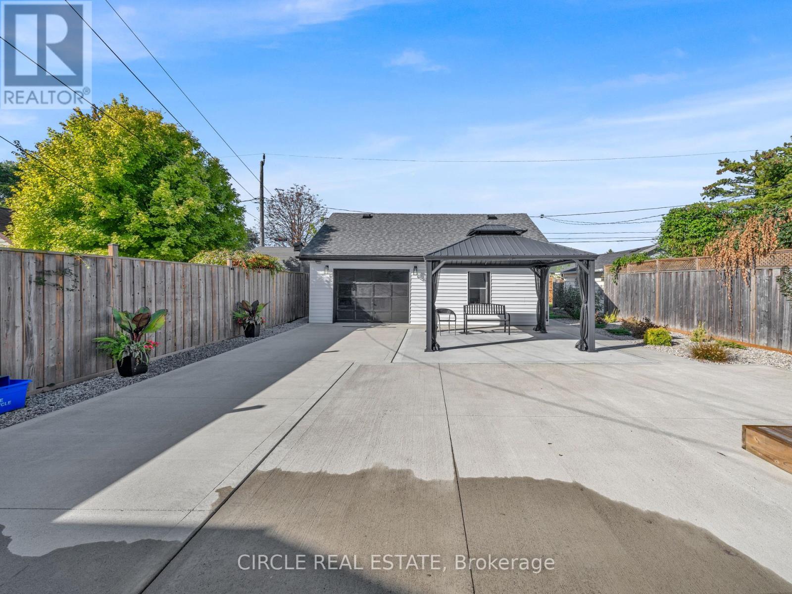 2243 Elsmere Avenue, Windsor, Ontario  N8W 2C7 - Photo 6 - X12437917