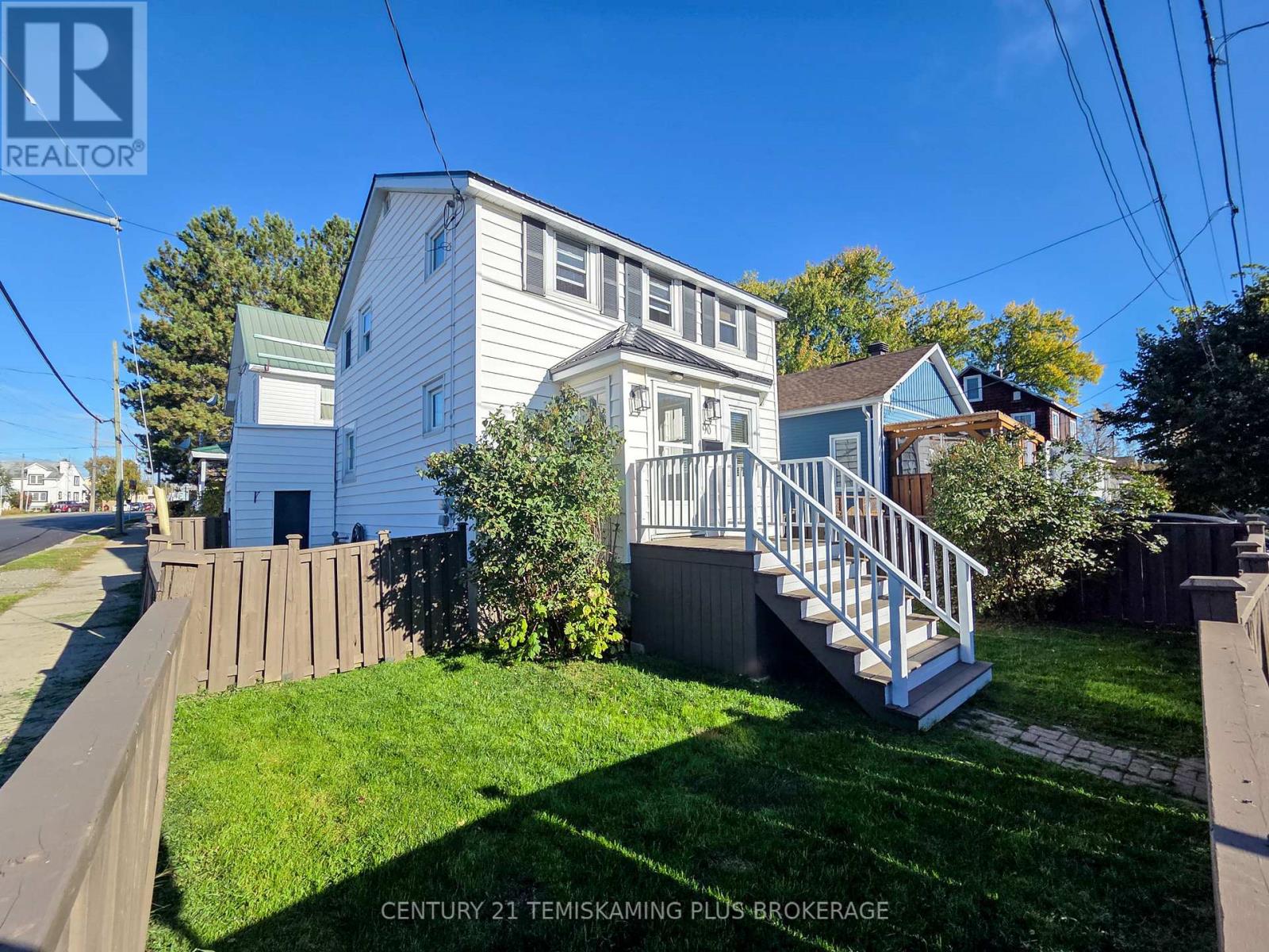 90 TOWER STREET, Kirkland Lake, Ontario