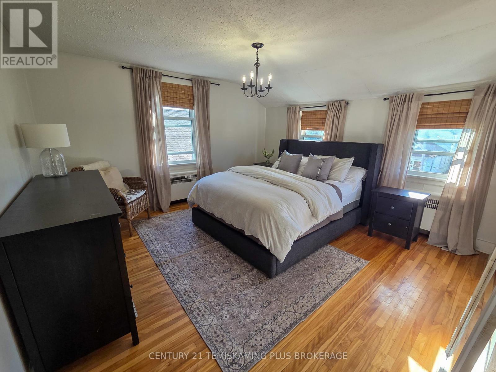 90 Tower Street, Kirkland Lake, Ontario  P2N 1P6 - Photo 13 - T12438419